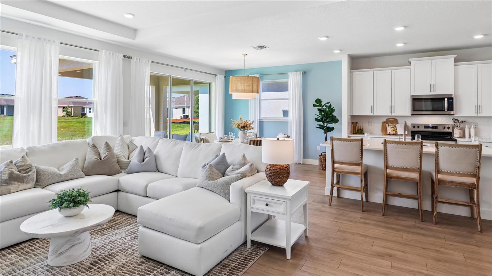 BUCHANAN TRAILS - Residential