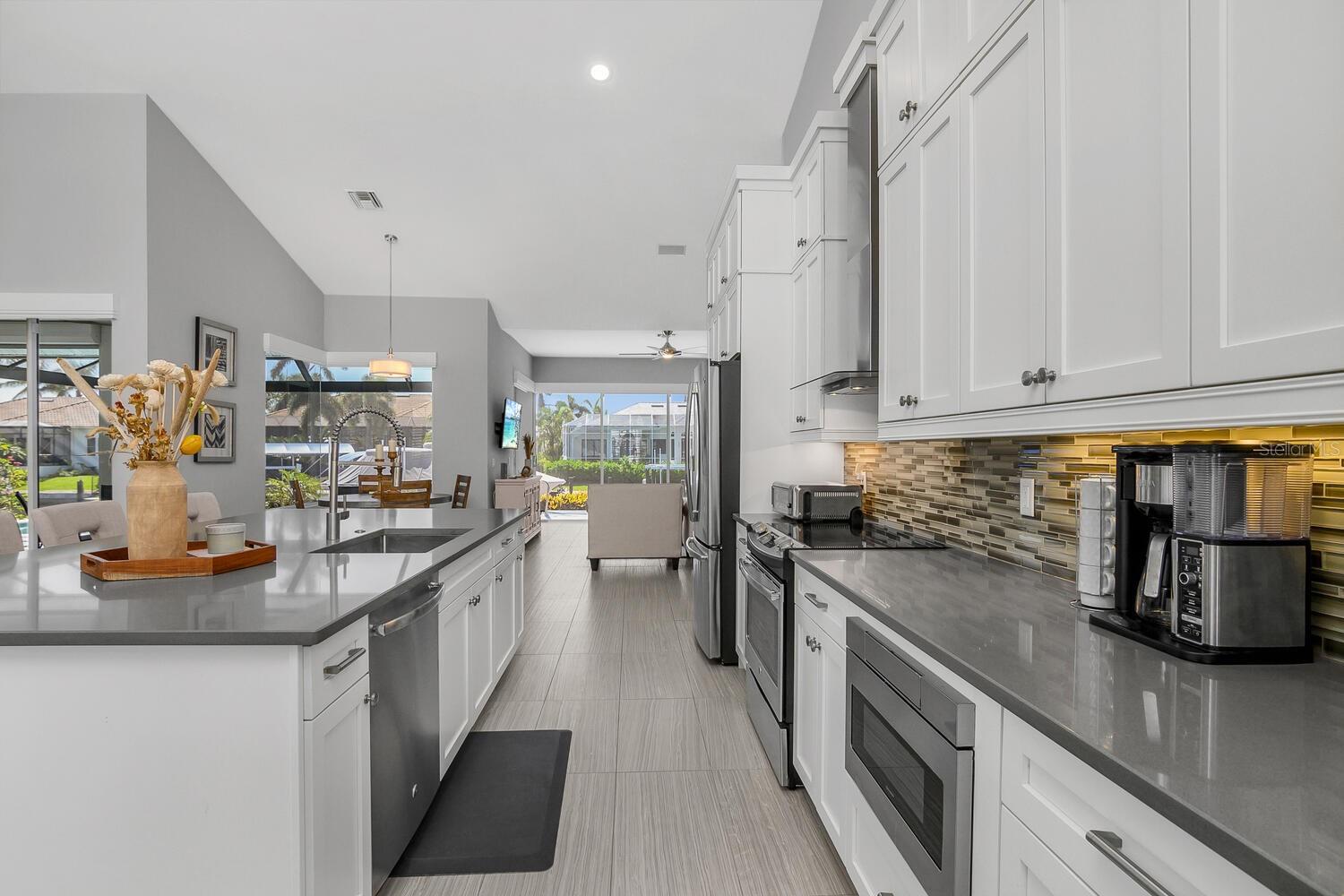 MARCO BEACH UNIT 11 - Residential