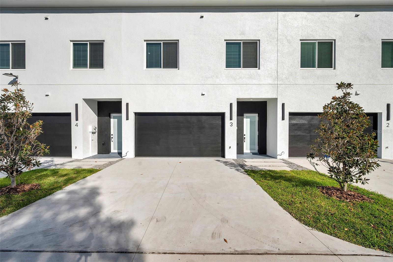WEST TAMPA TOWNHOMES - Residential Income