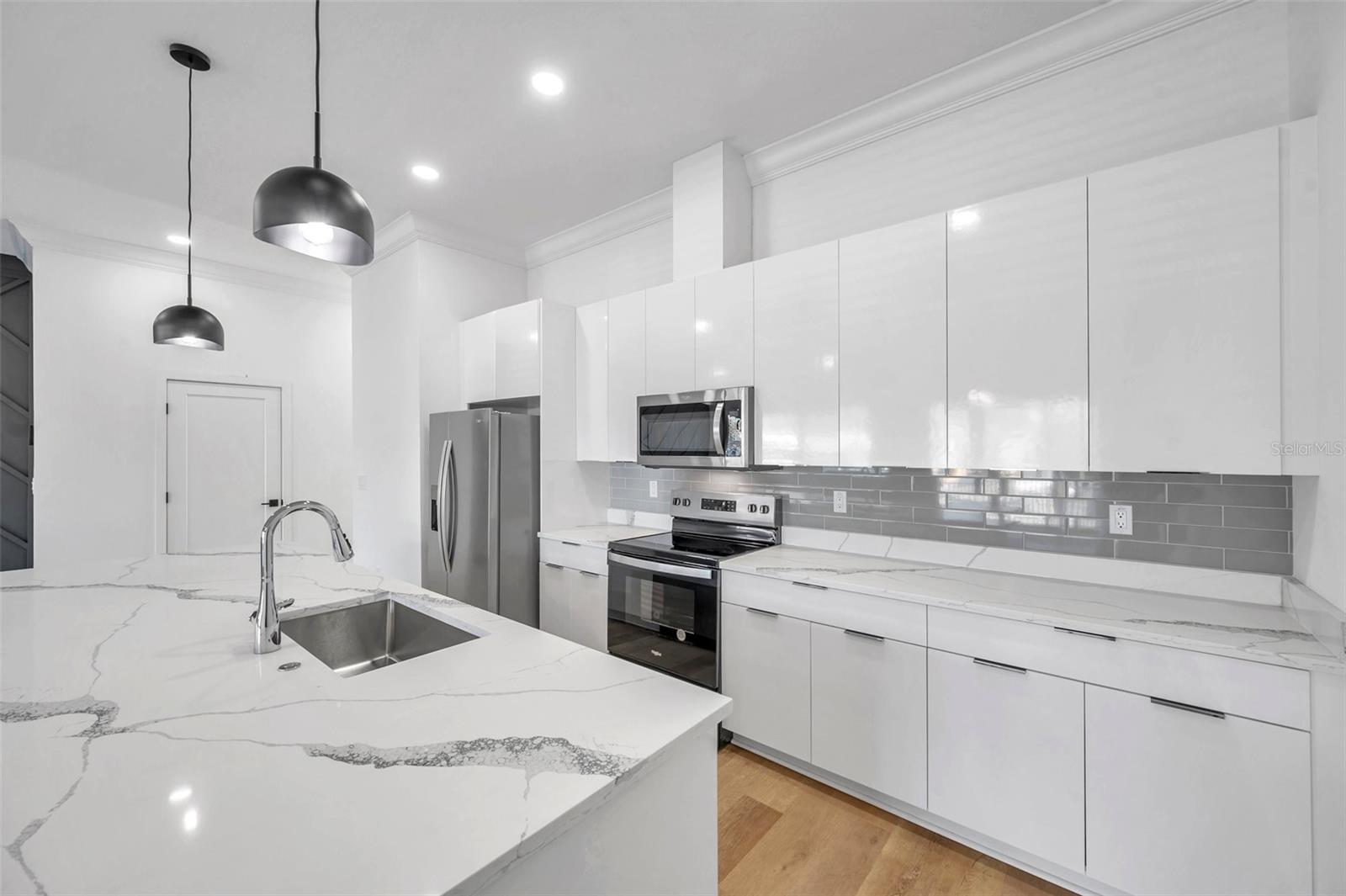 WEST TAMPA TOWNHOMES - Residential Income