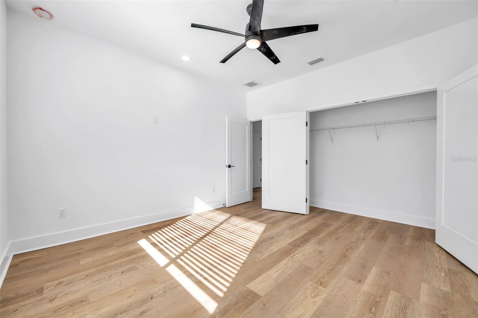 WEST TAMPA TOWNHOMES - Residential Income