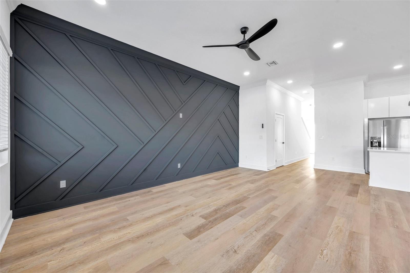 WEST TAMPA TOWNHOMES - Residential Income