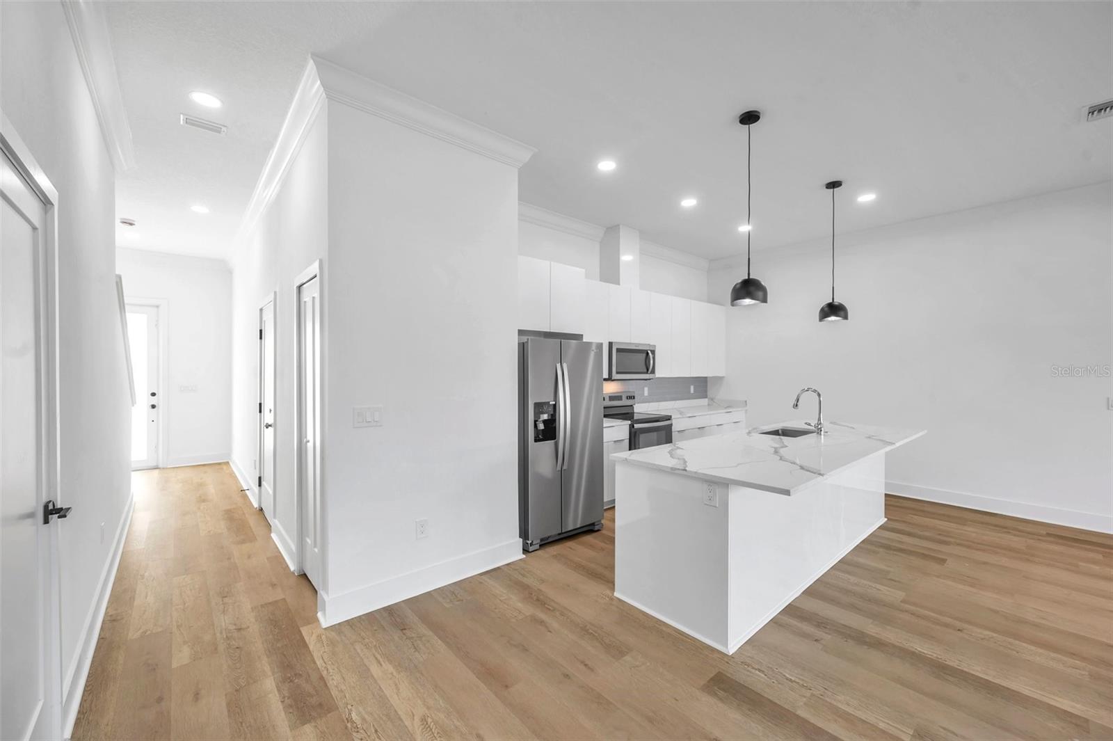 WEST TAMPA TOWNHOMES - Residential Income