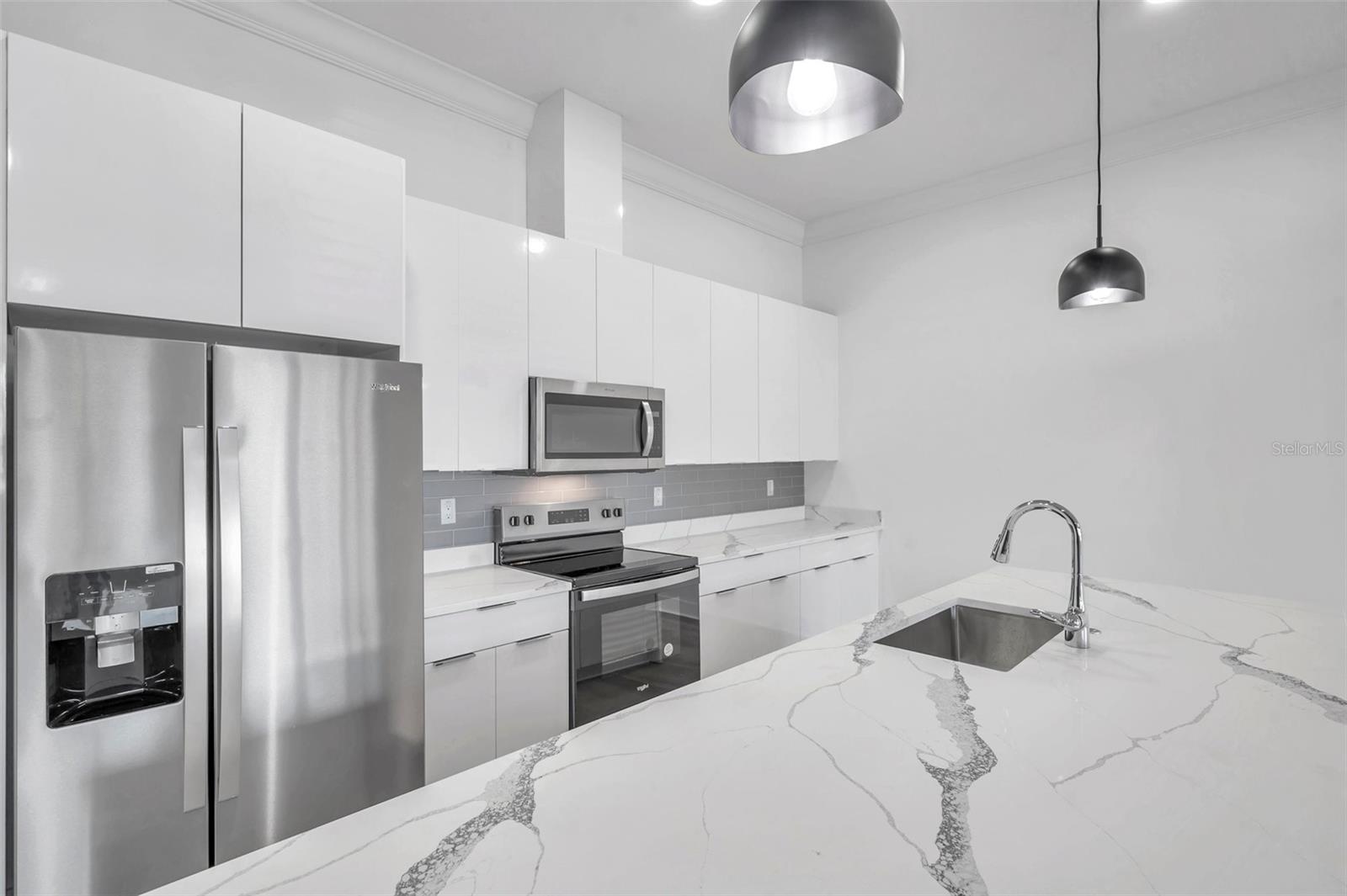 WEST TAMPA TOWNHOMES - Residential Income