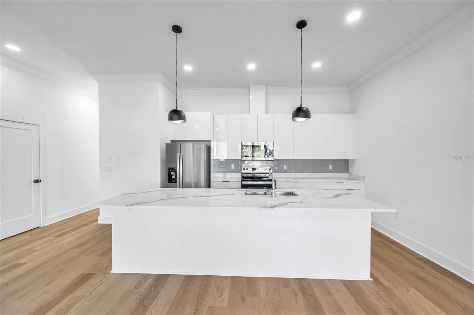 WEST TAMPA TOWNHOMES - Residential Income