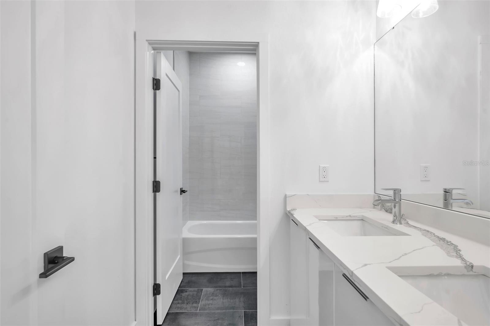 WEST TAMPA TOWNHOMES - Residential Income