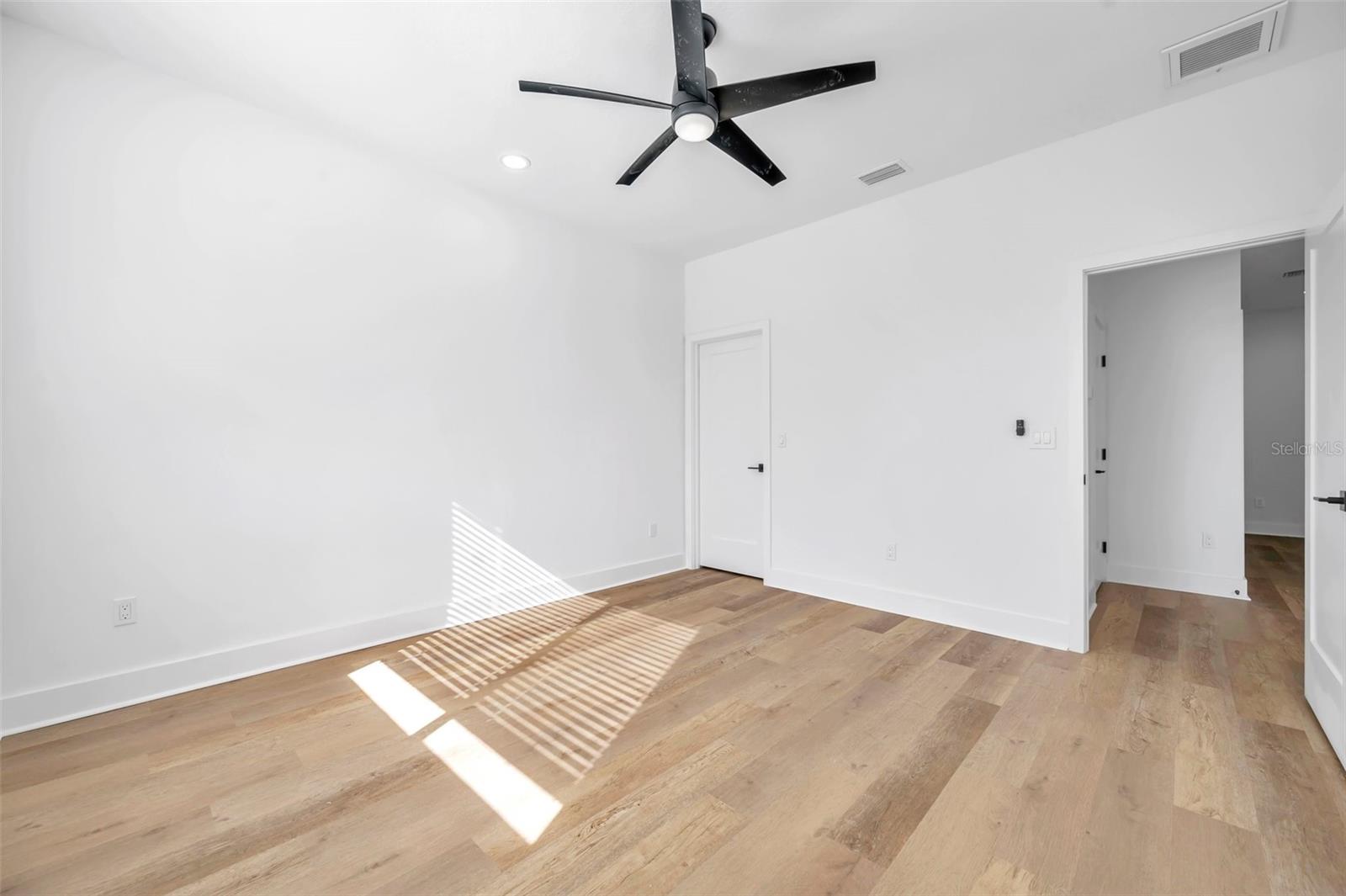 WEST TAMPA TOWNHOMES - Residential Income