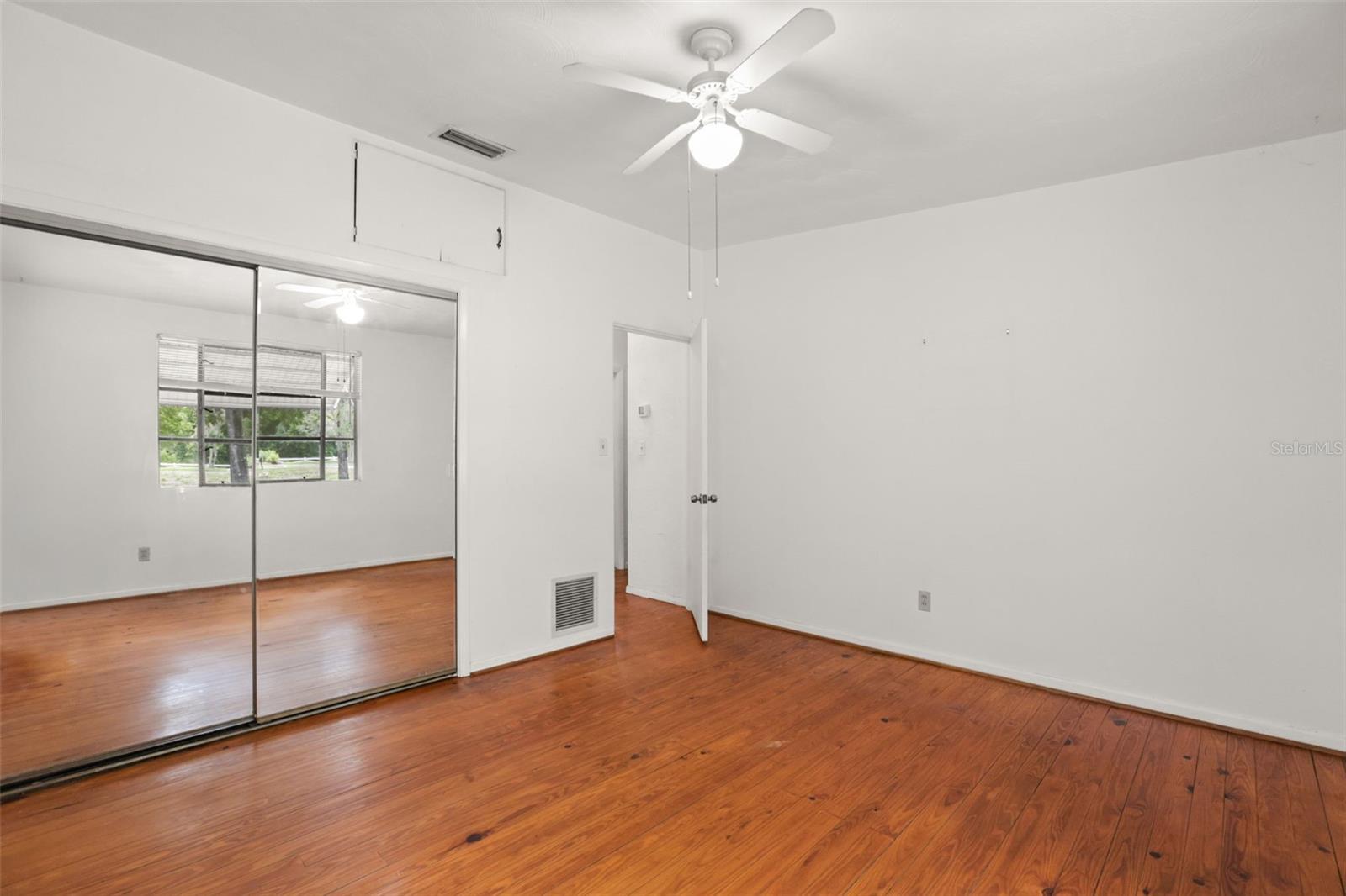 SPORTSMANS PARADISE - Residential