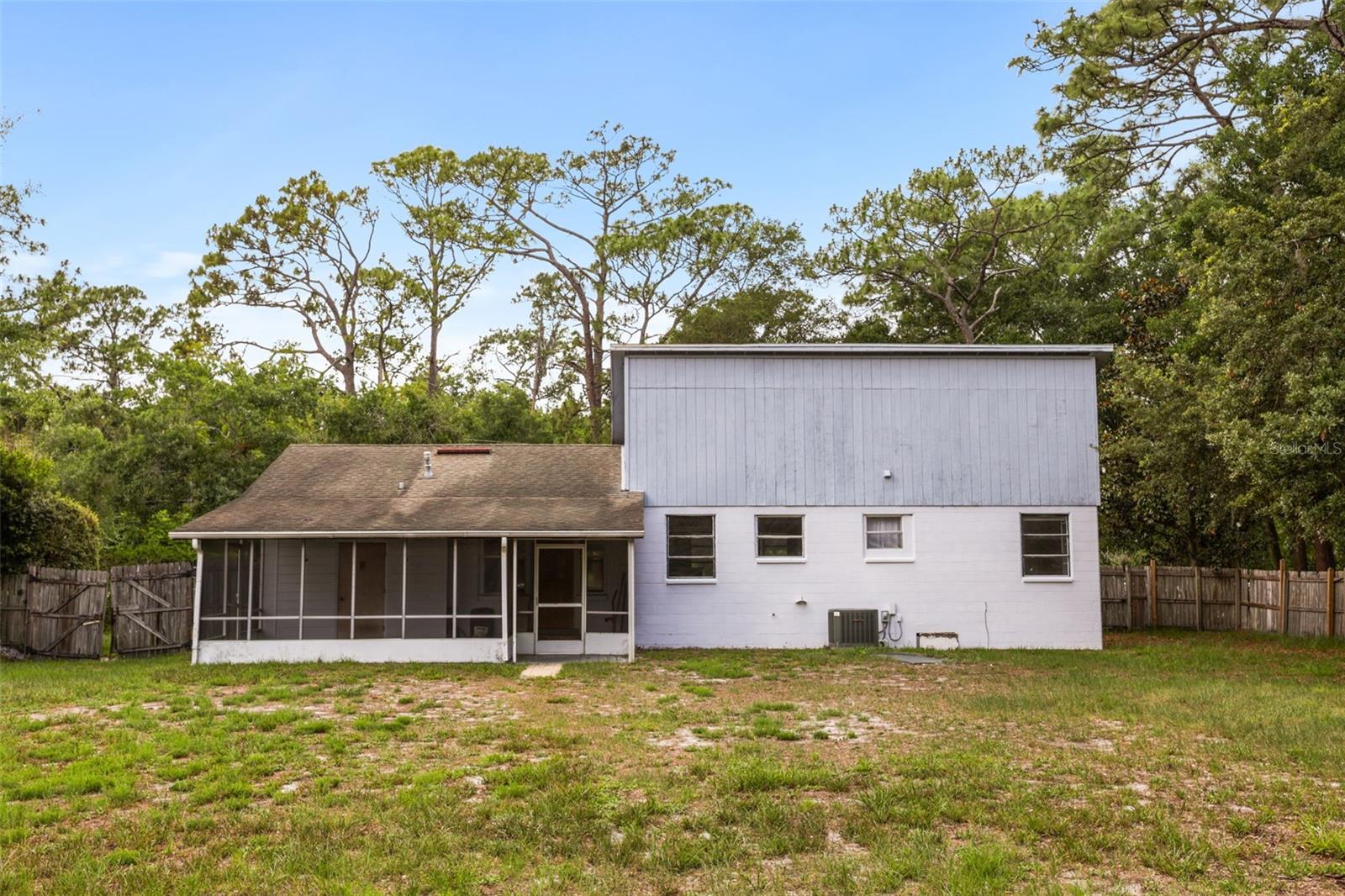 SPORTSMANS PARADISE - Residential