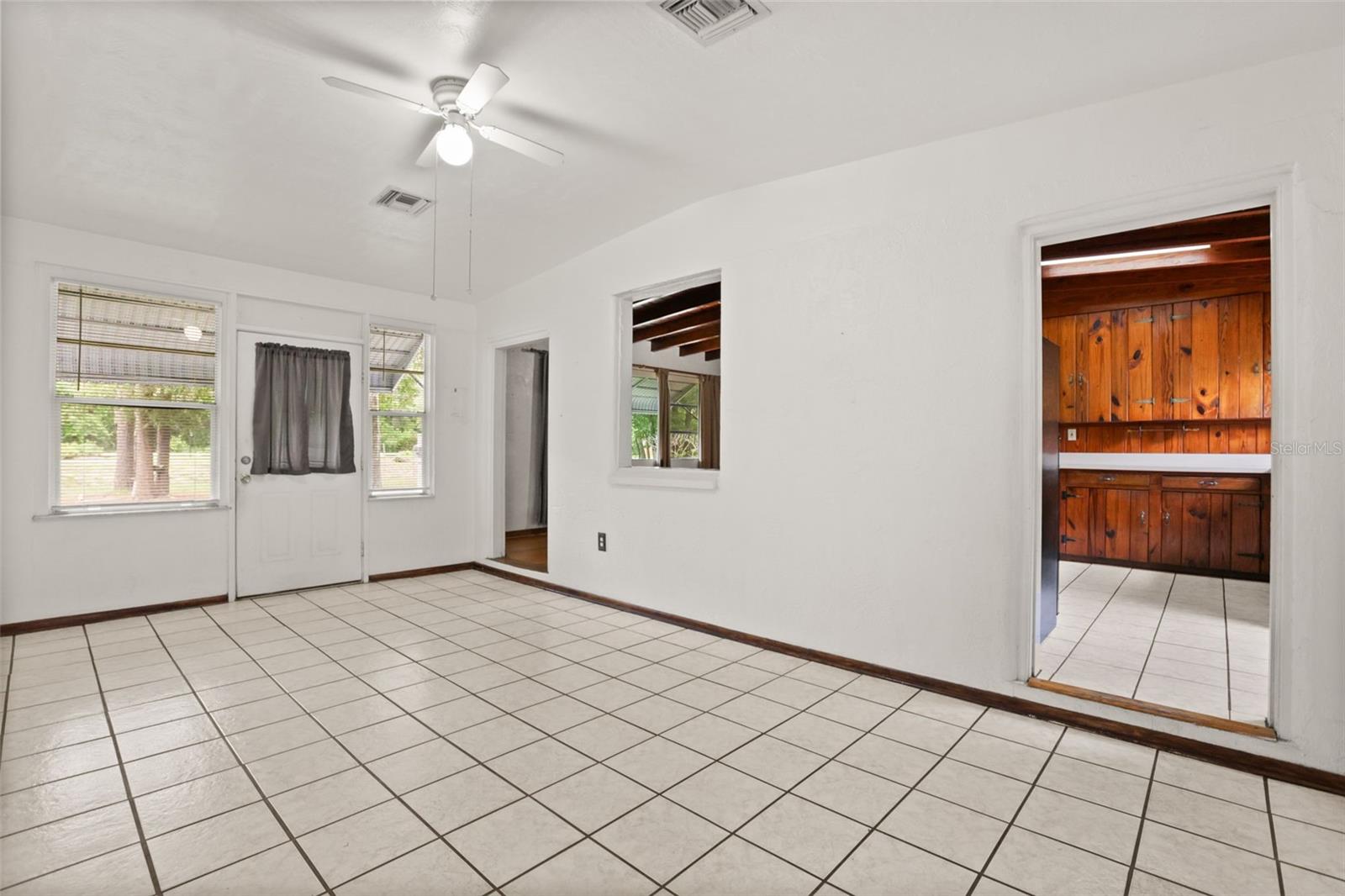 SPORTSMANS PARADISE - Residential