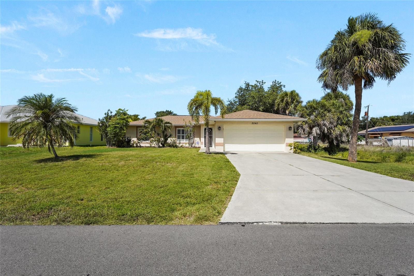 SOUTH VENICE - Residential