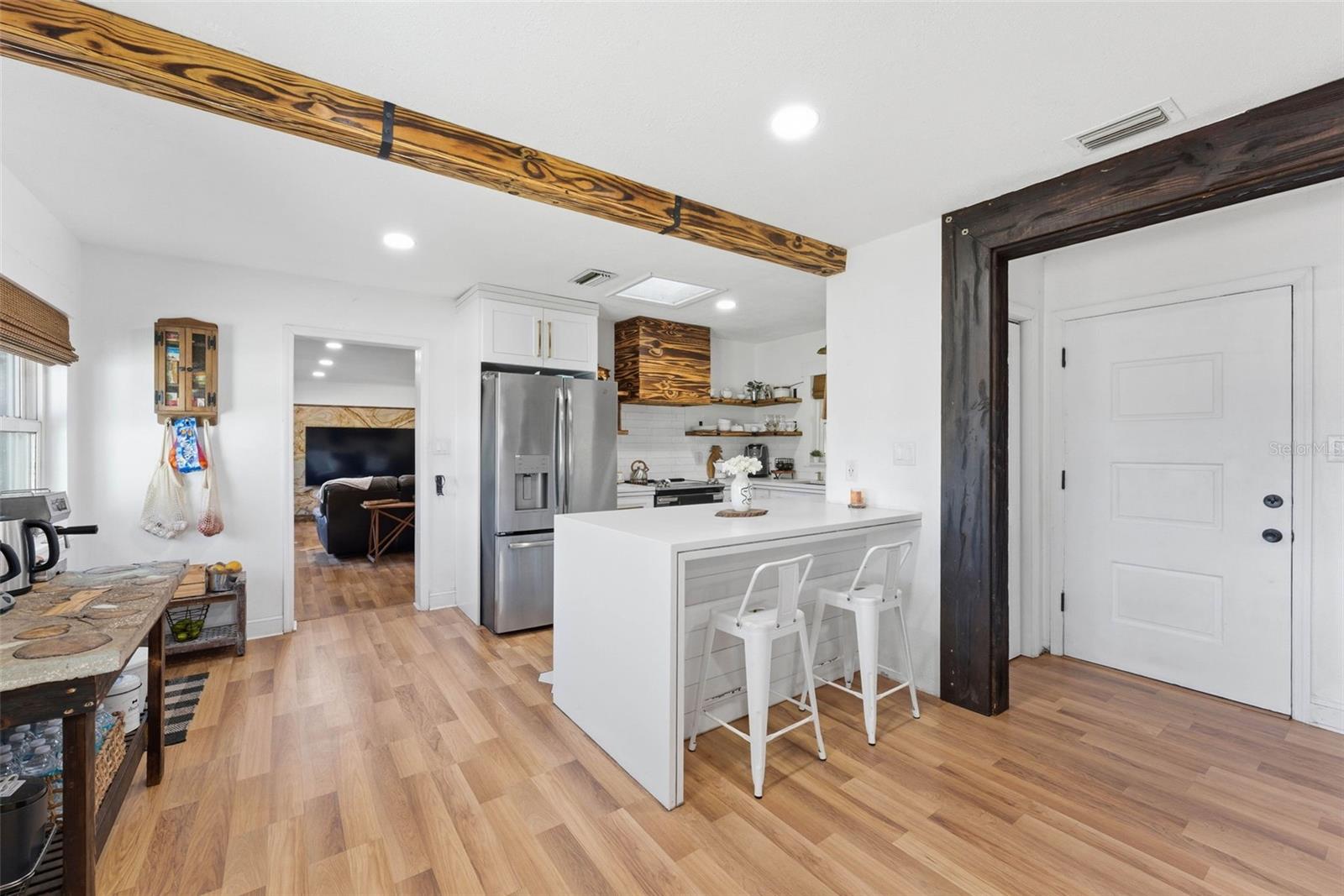 CHAIN O LAKES - Residential