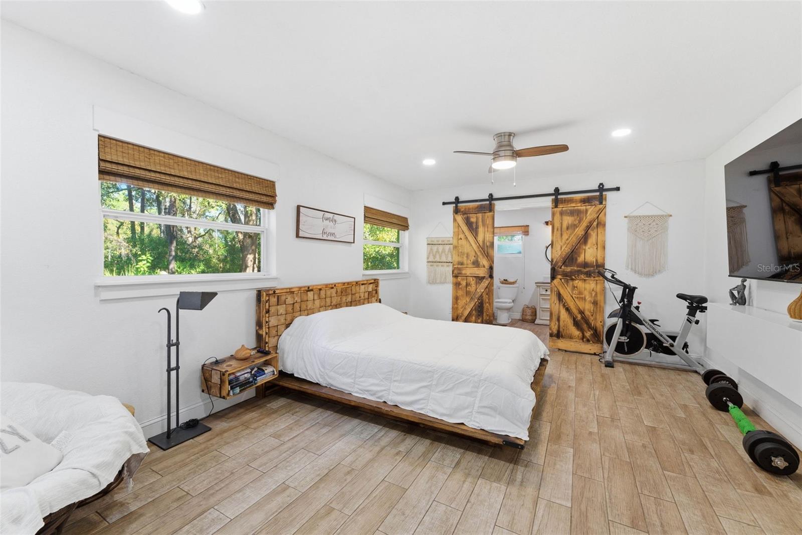 CHAIN O LAKES - Residential