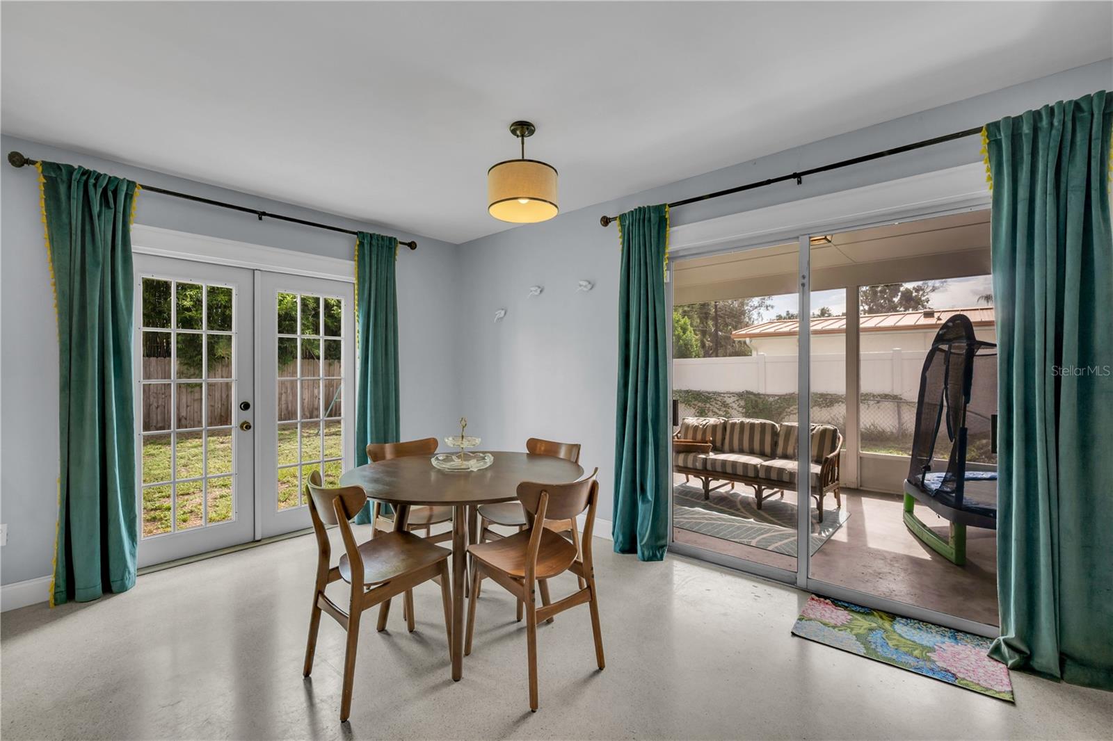 CARROLLWOOD SUB UNIT 1 - Residential