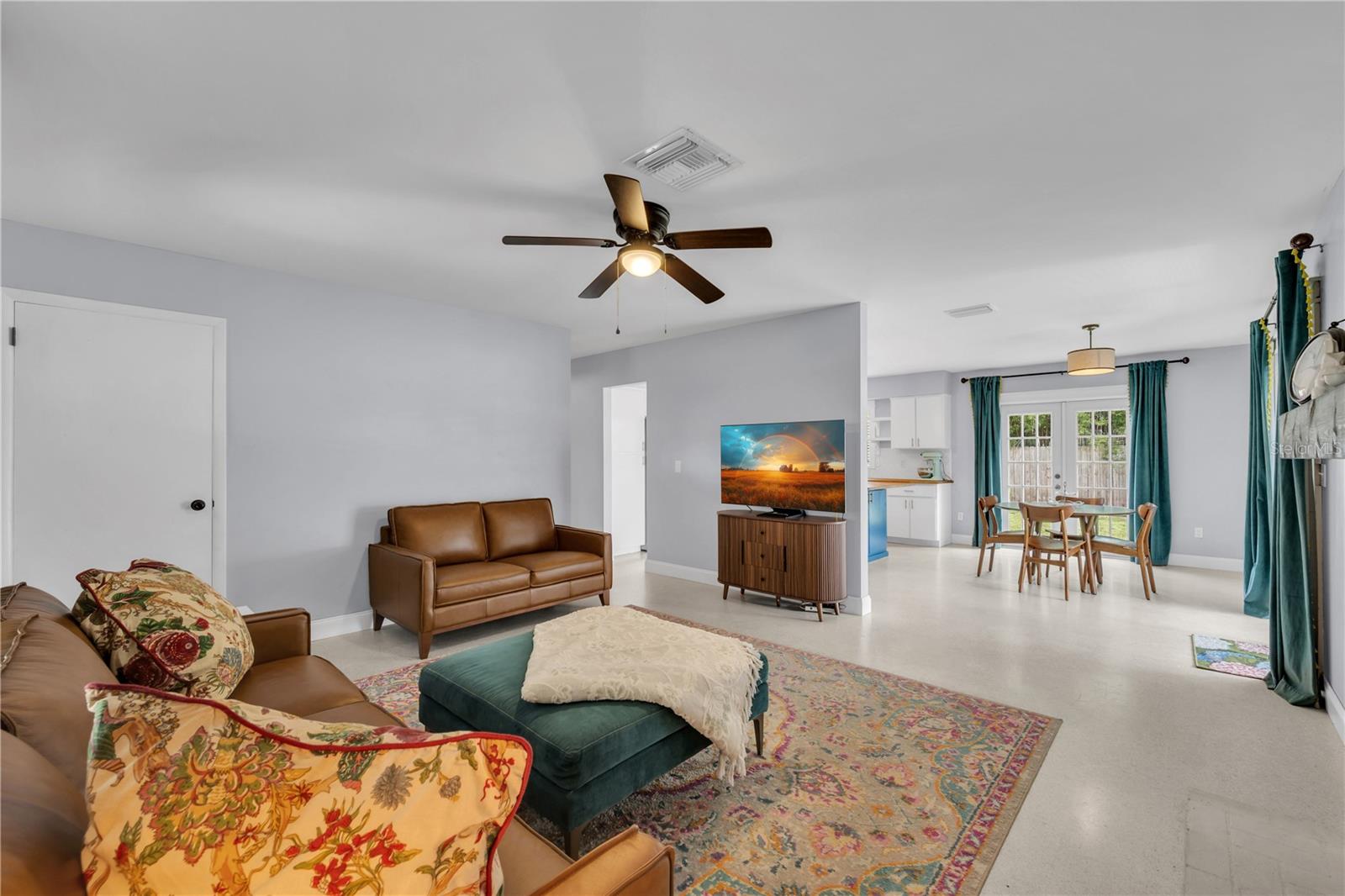 CARROLLWOOD SUB UNIT 1 - Residential