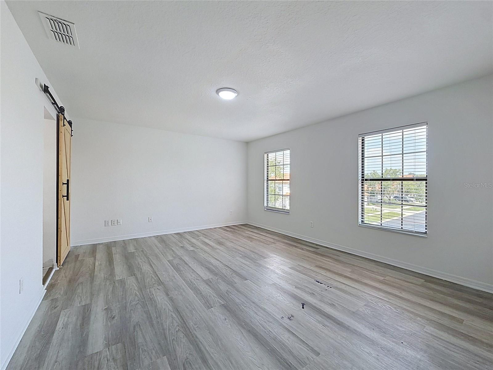 HIGH GROVE UNIT 01 LT 01 PB 50 PG 19-20 - Residential