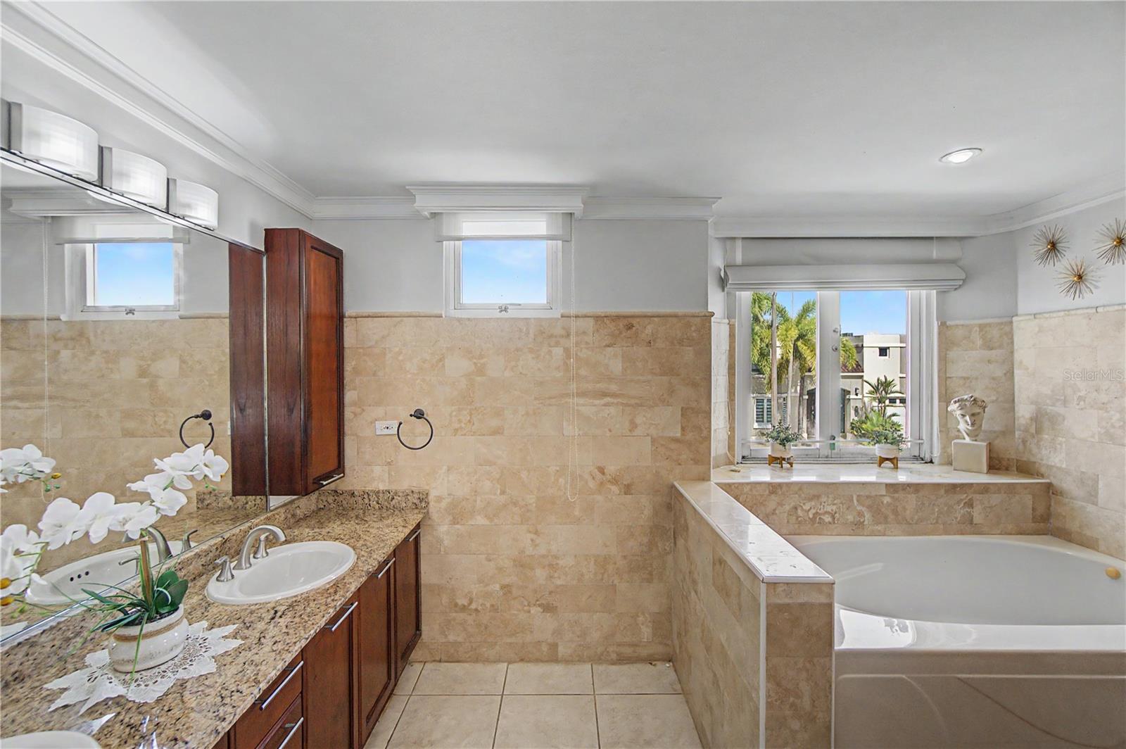 PASEO LOS CORALES 1 - Residential