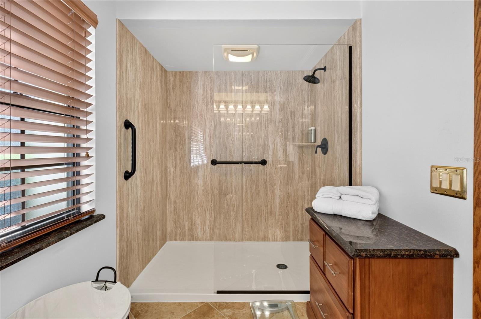 ORANGE TREE COUNTRY CLUB - Residential