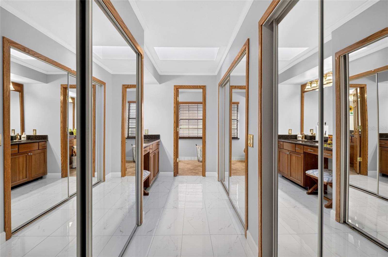ORANGE TREE COUNTRY CLUB - Residential
