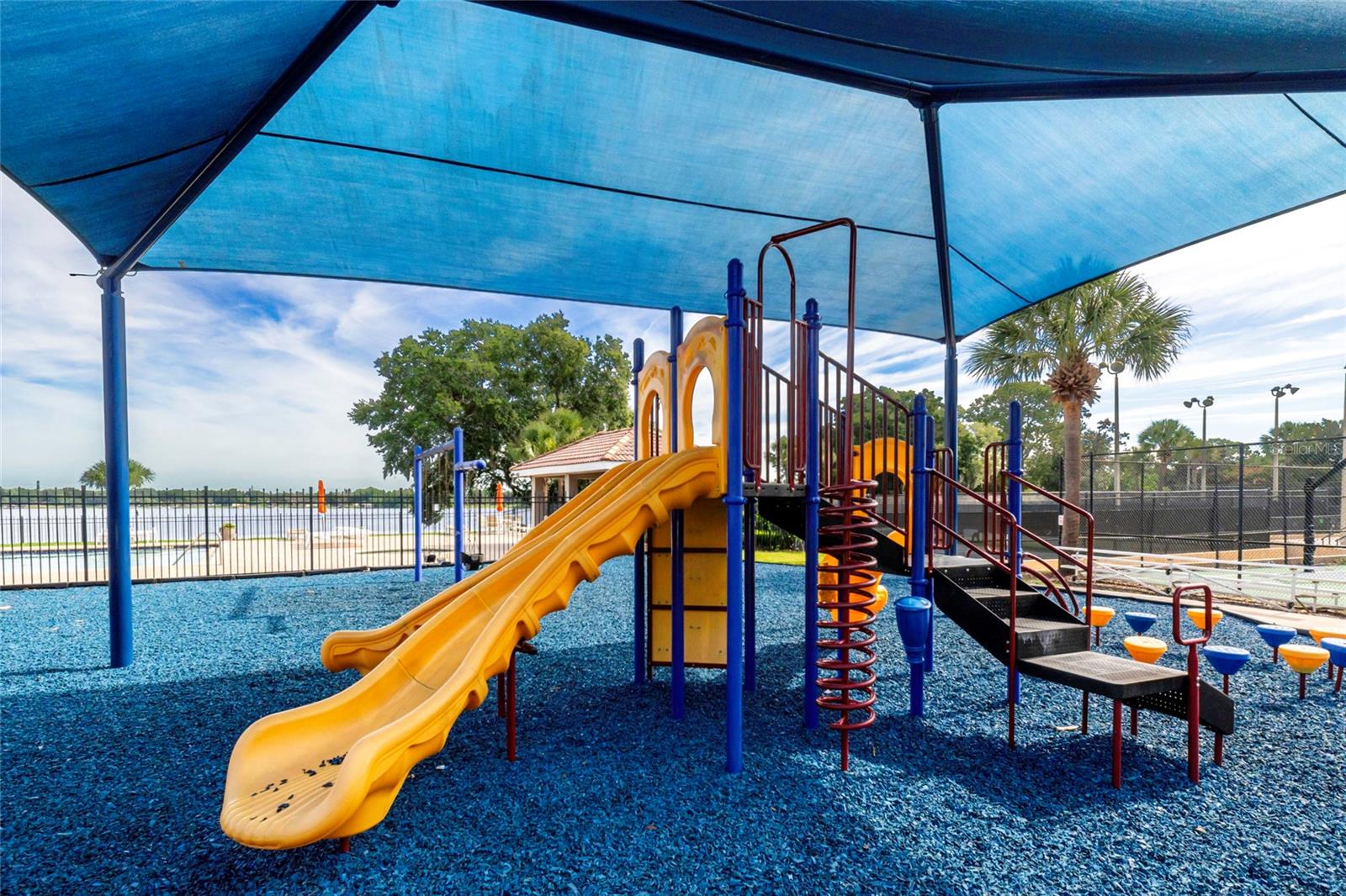 ORANGE TREE COUNTRY CLUB - Residential