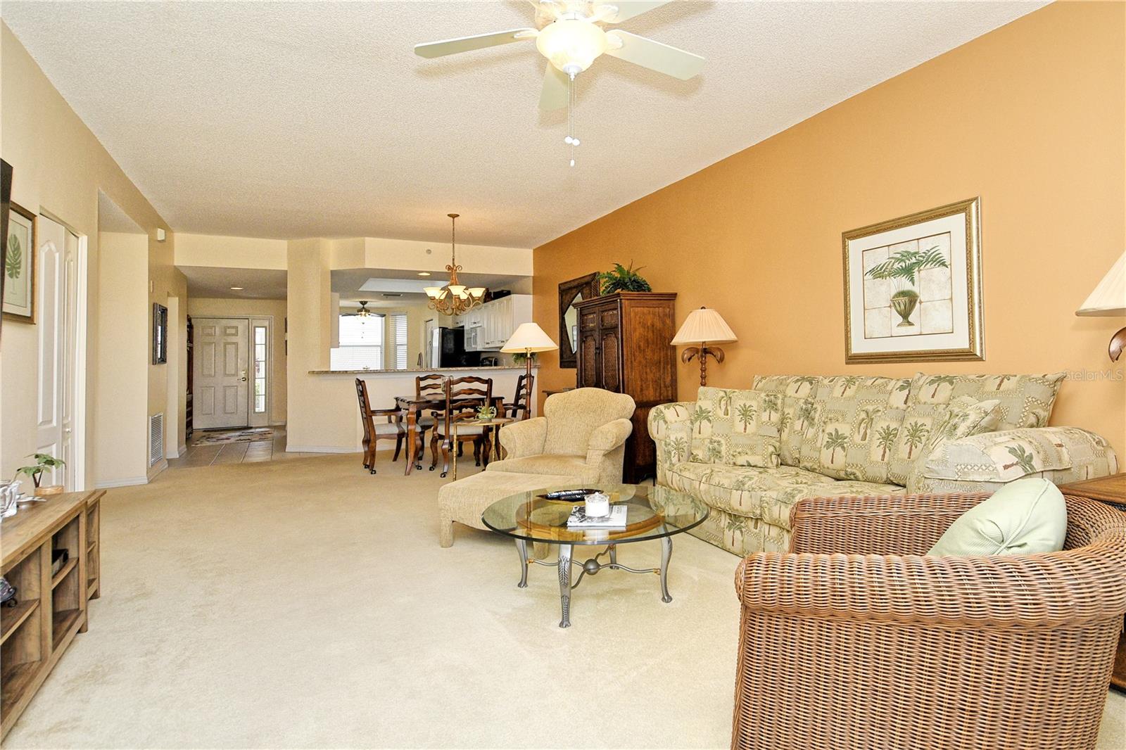 HERITAGE OAKS GOLF & COUNTRY CLUB - Residential
