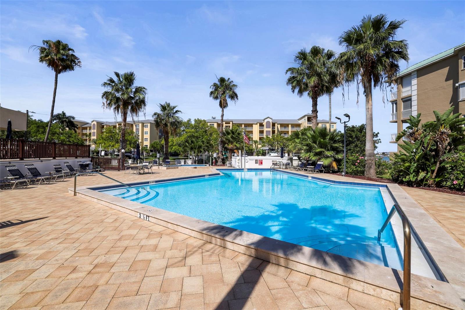 BOCA VISTA CONDO - Residential