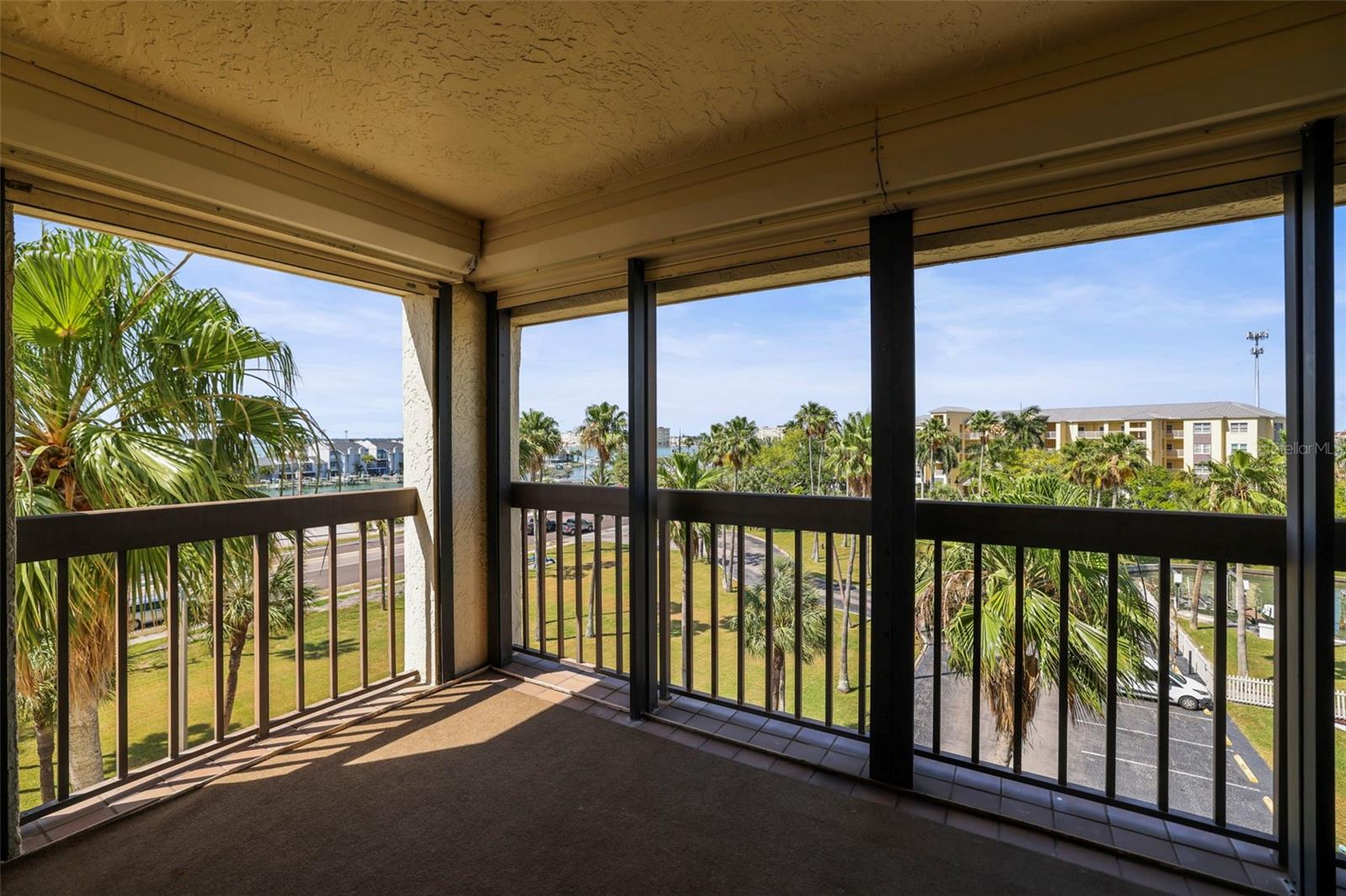 BOCA VISTA CONDO - Residential