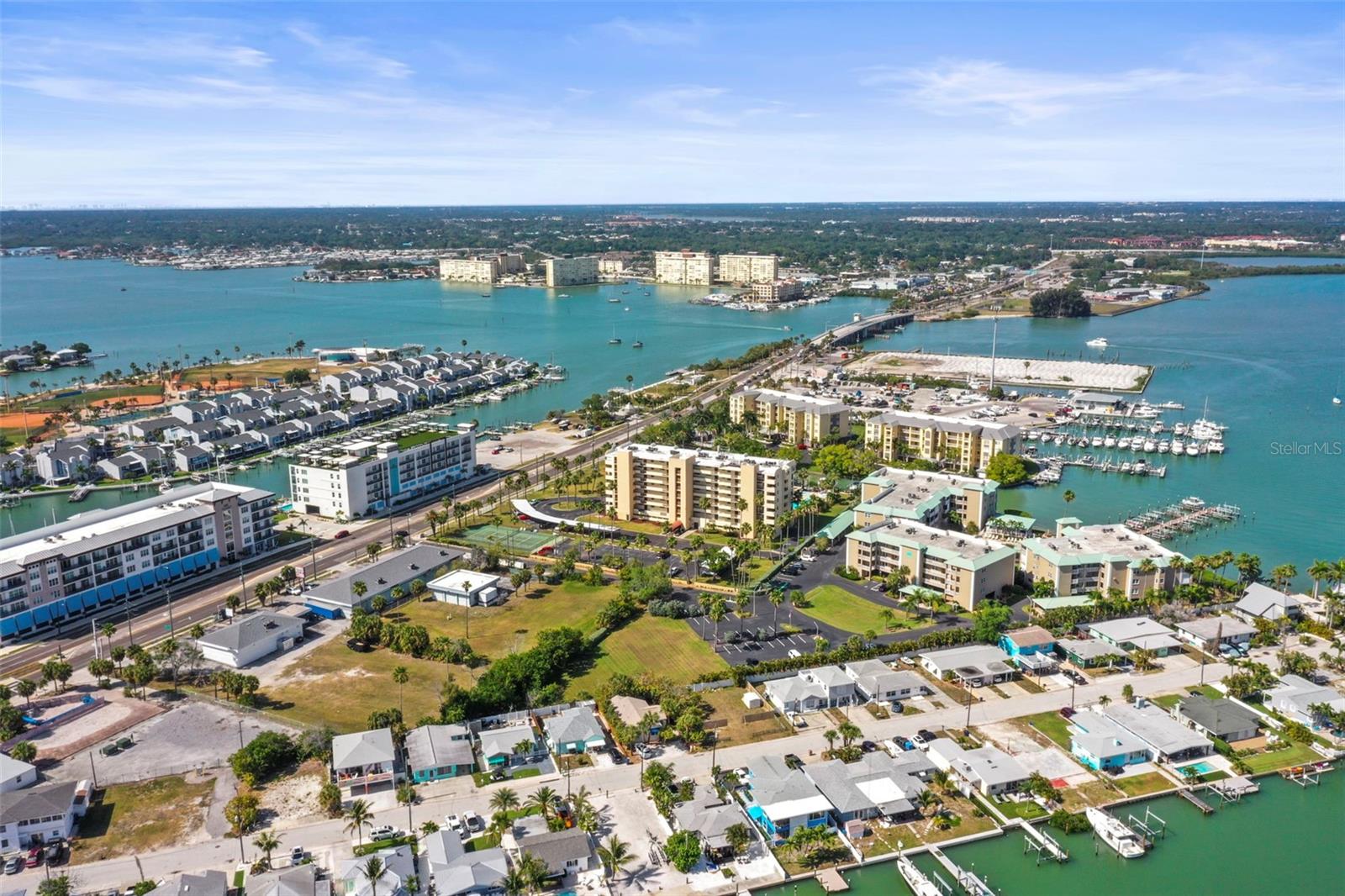 BOCA VISTA CONDO - Residential