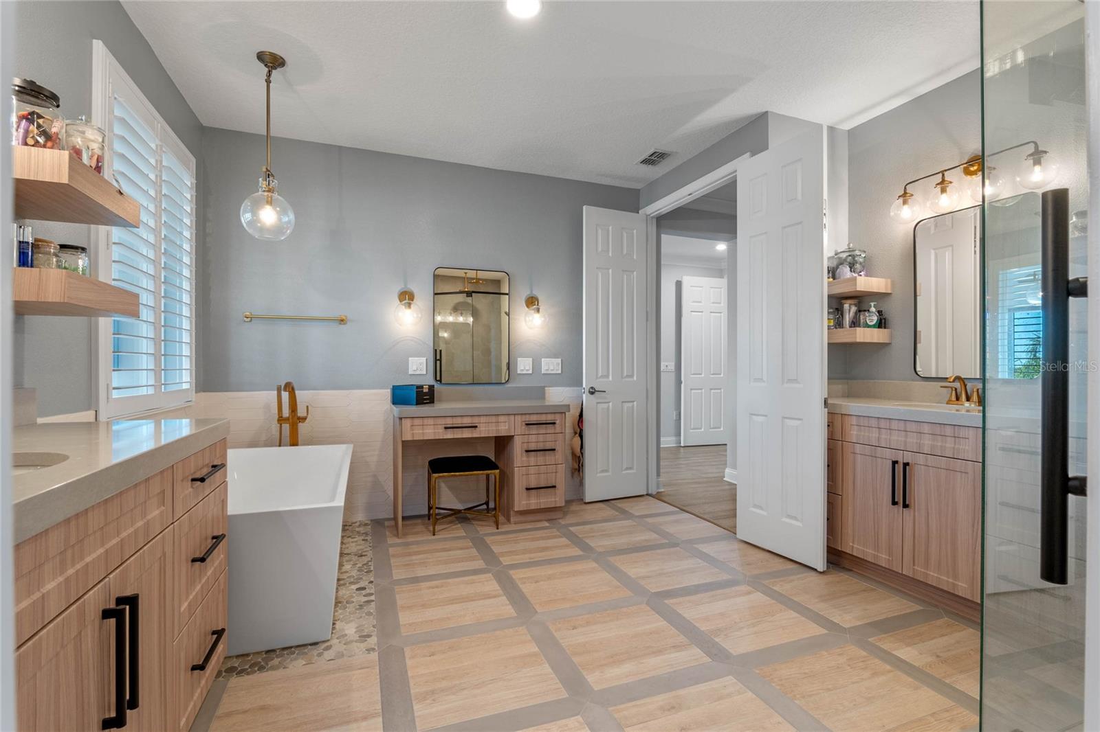 HICKORY HAMMOCK - Residential