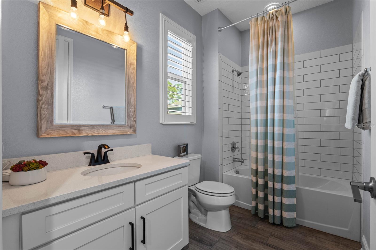 HICKORY HAMMOCK - Residential