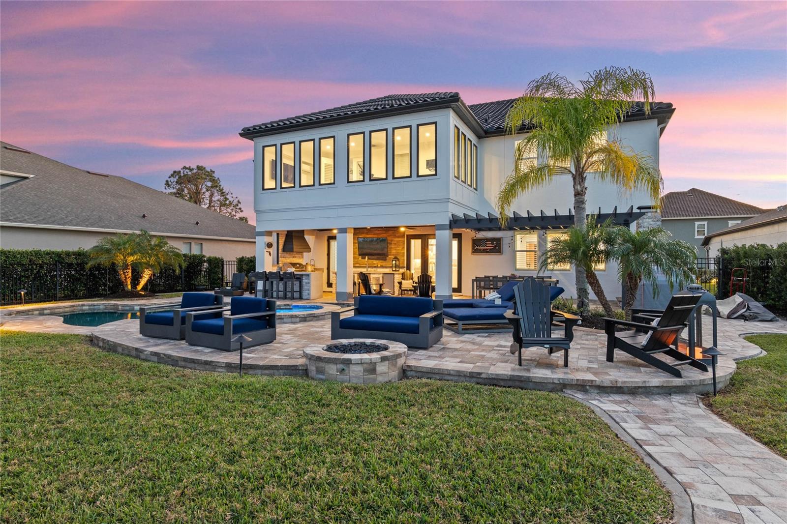 HICKORY HAMMOCK - Residential