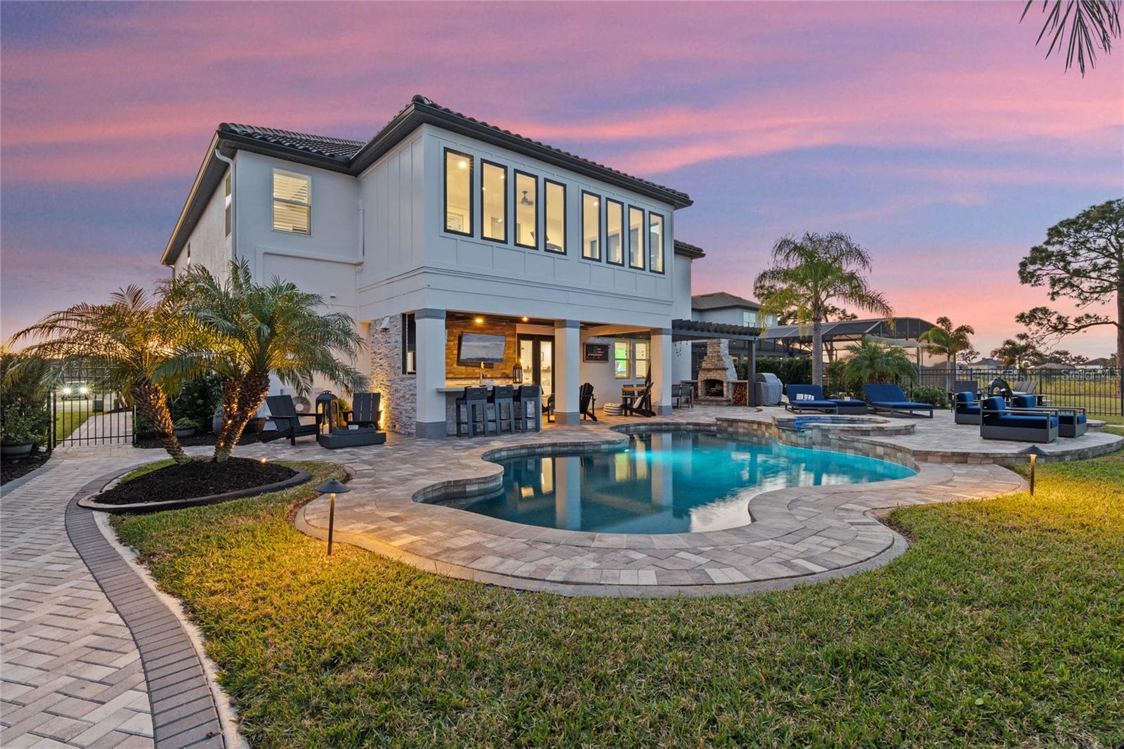 HICKORY HAMMOCK - Residential