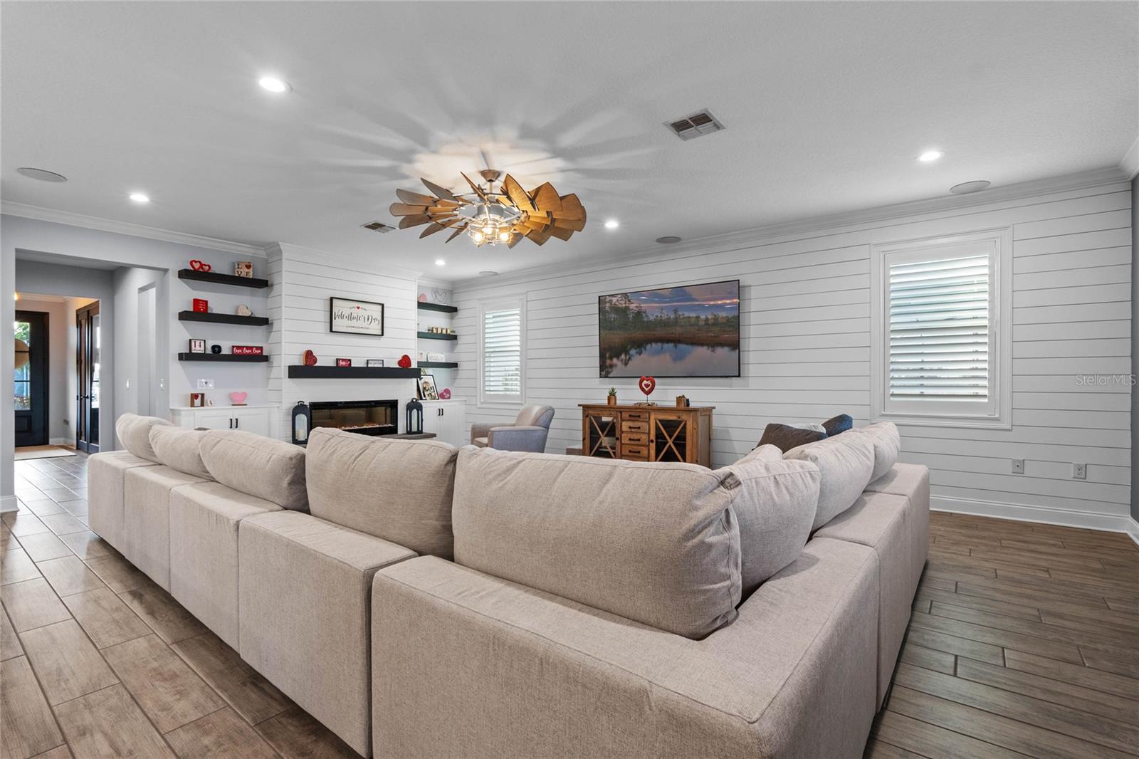 HICKORY HAMMOCK - Residential