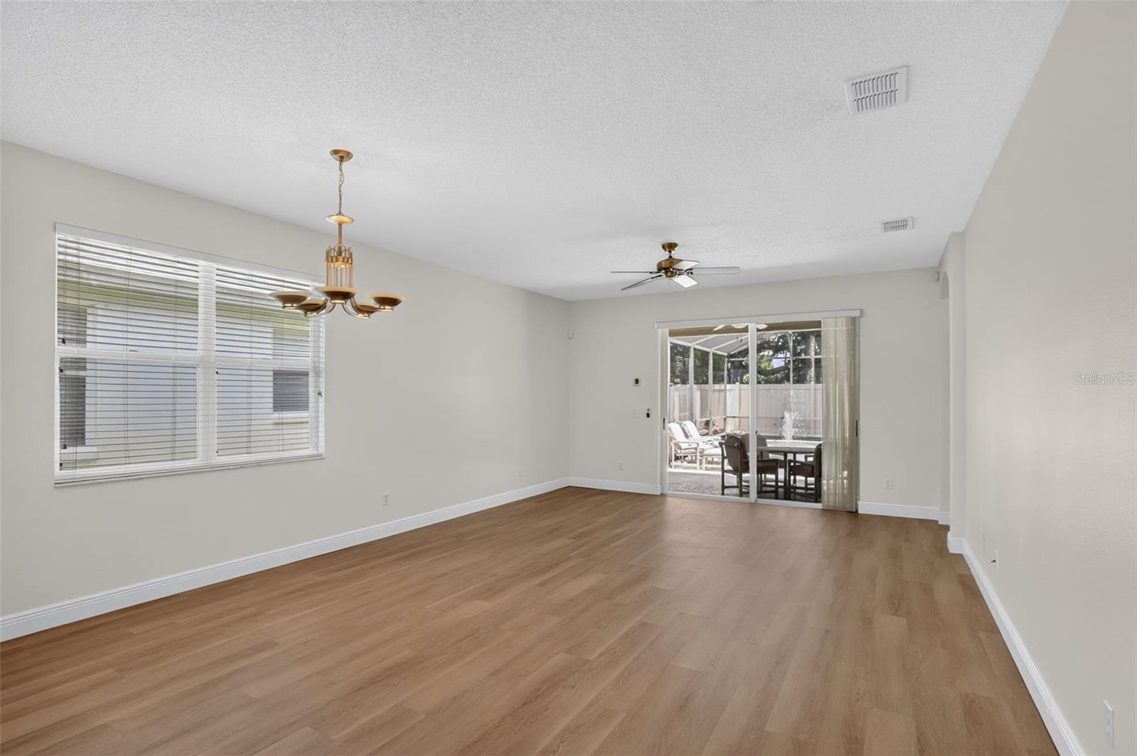 HUNTERS CREEK TR 527 45/73 - Residential
