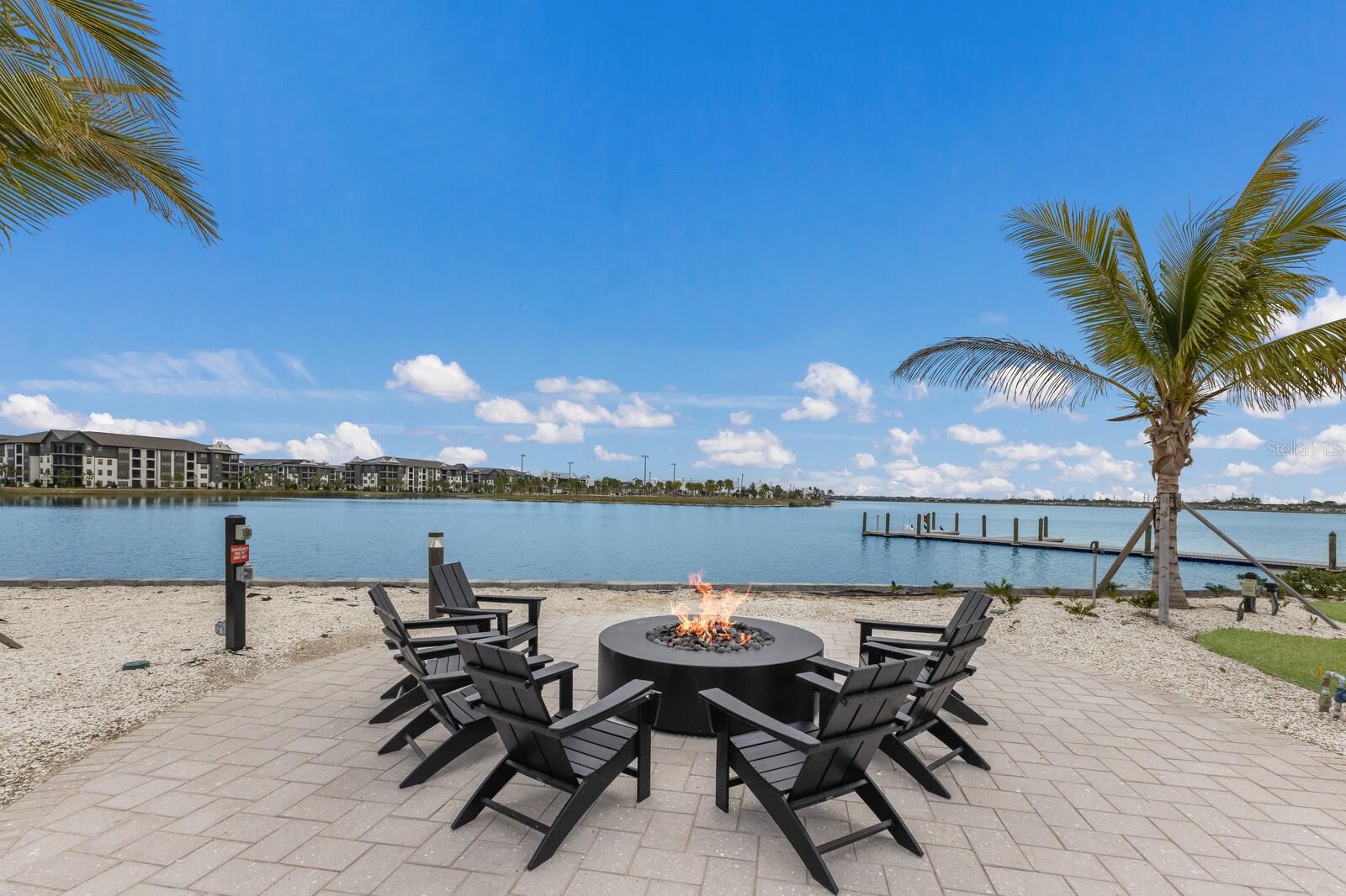EMERALD LANDING AT WATERSIDE - Residential Lease