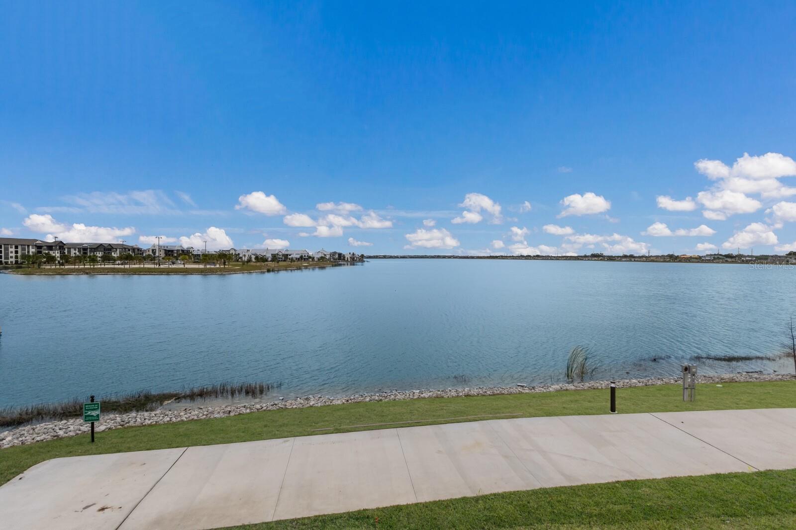 EMERALD LANDING AT WATERSIDE - Residential Lease
