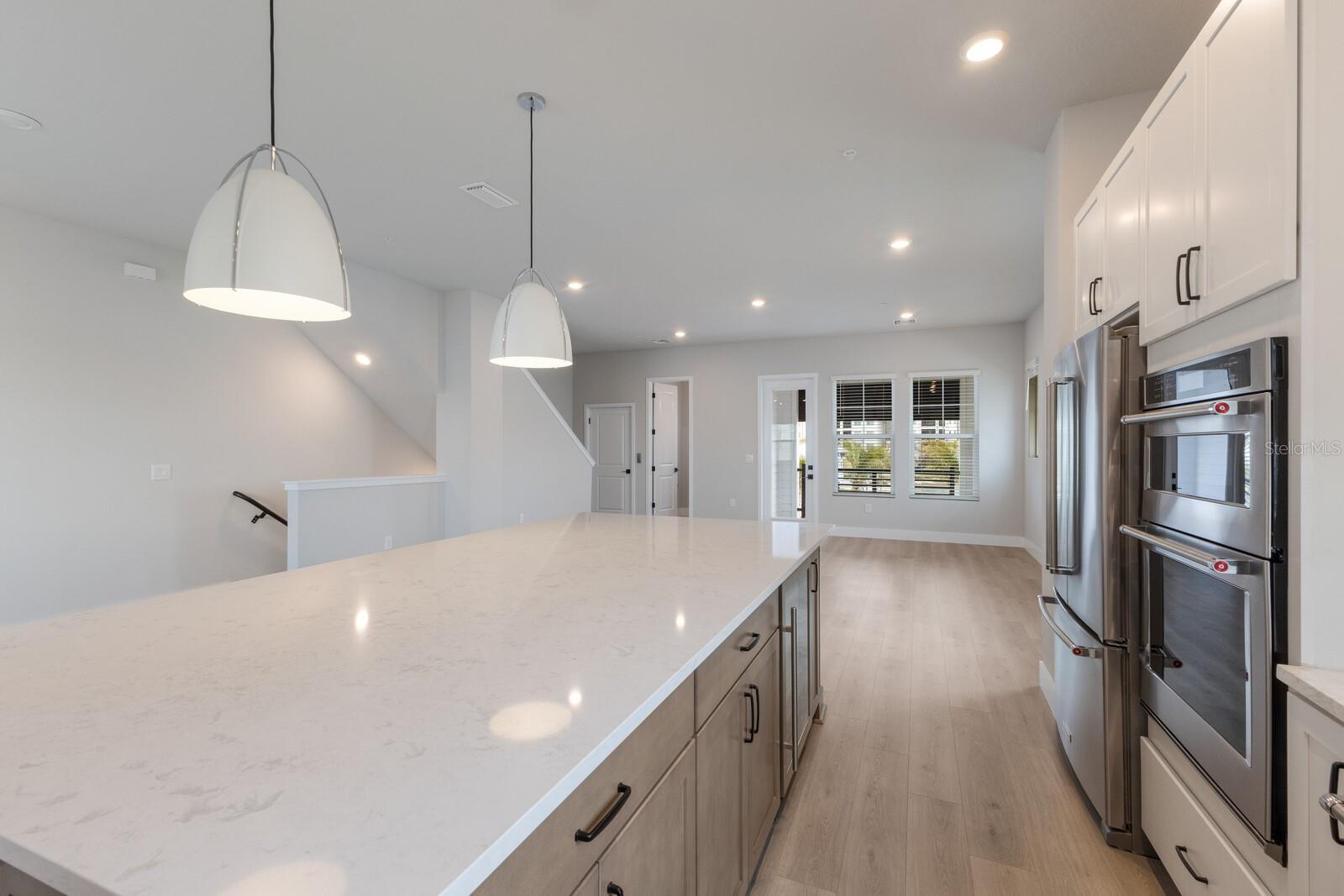 EMERALD LANDING AT WATERSIDE - Residential Lease
