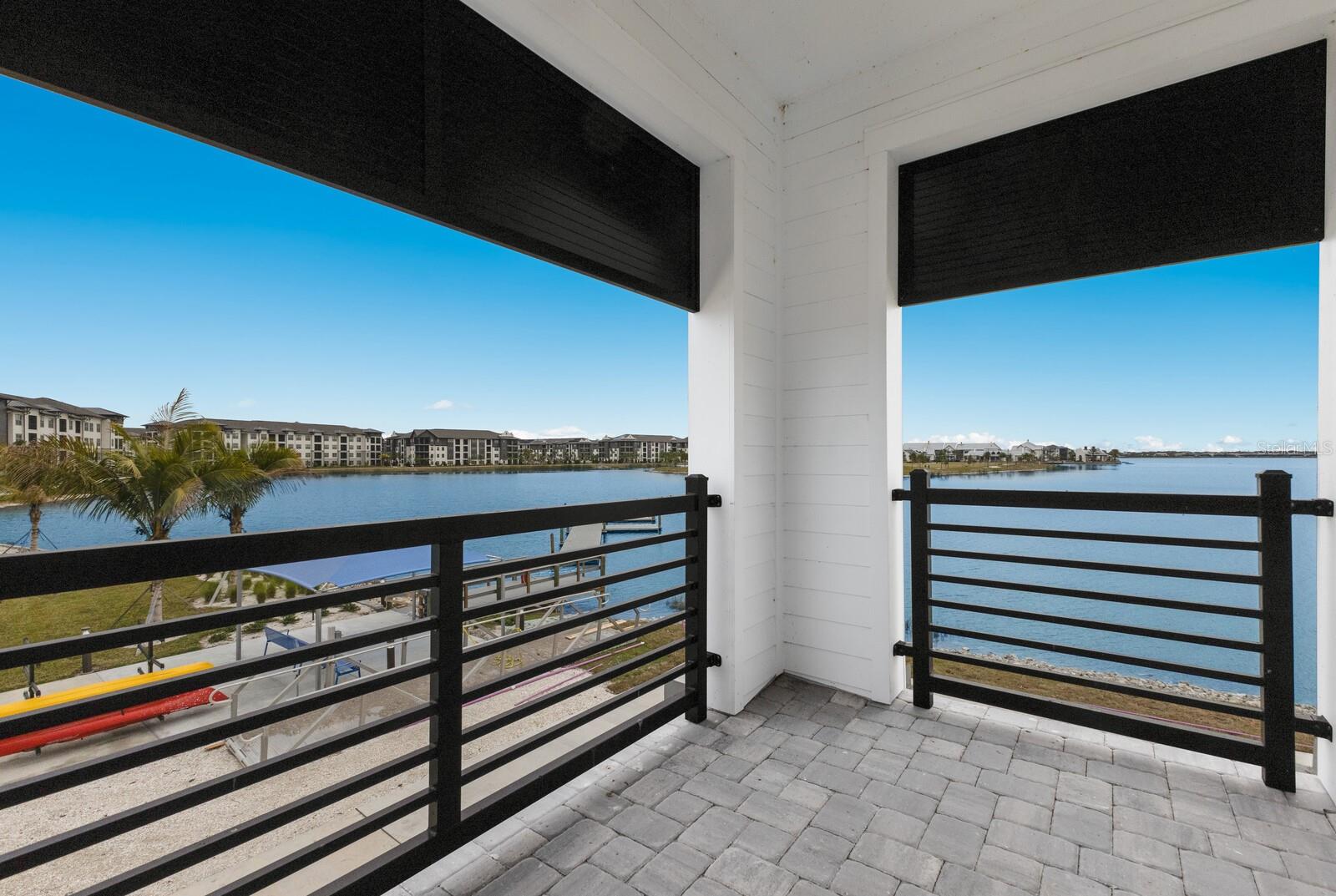 EMERALD LANDING AT WATERSIDE - Residential Lease