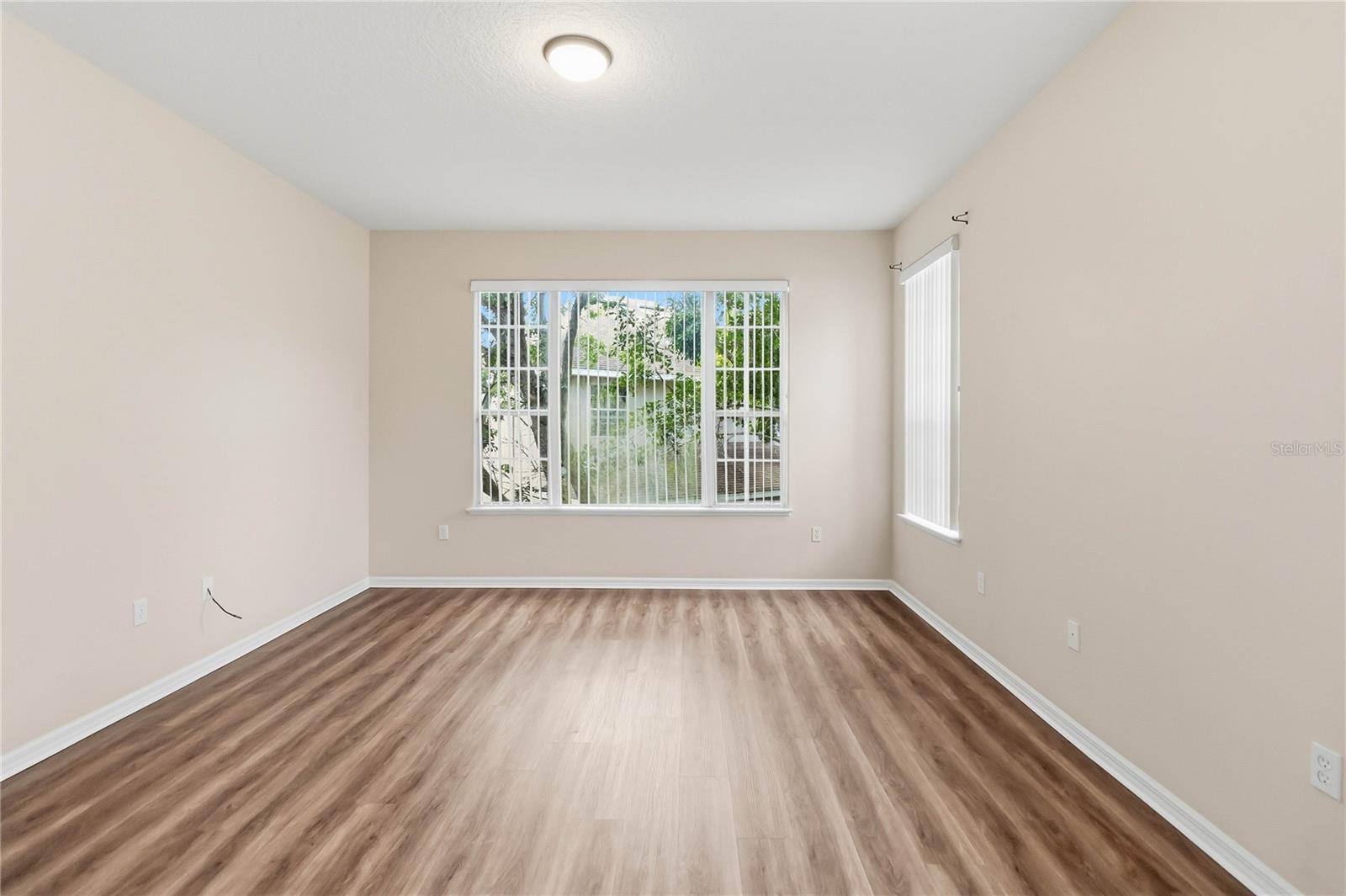 EAGLES NEST AT THE OAKS - Residential