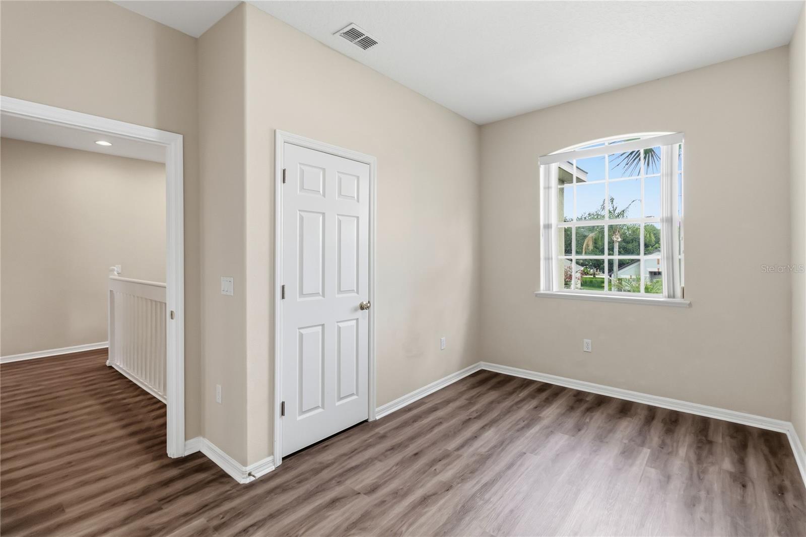 EAGLES NEST AT THE OAKS - Residential