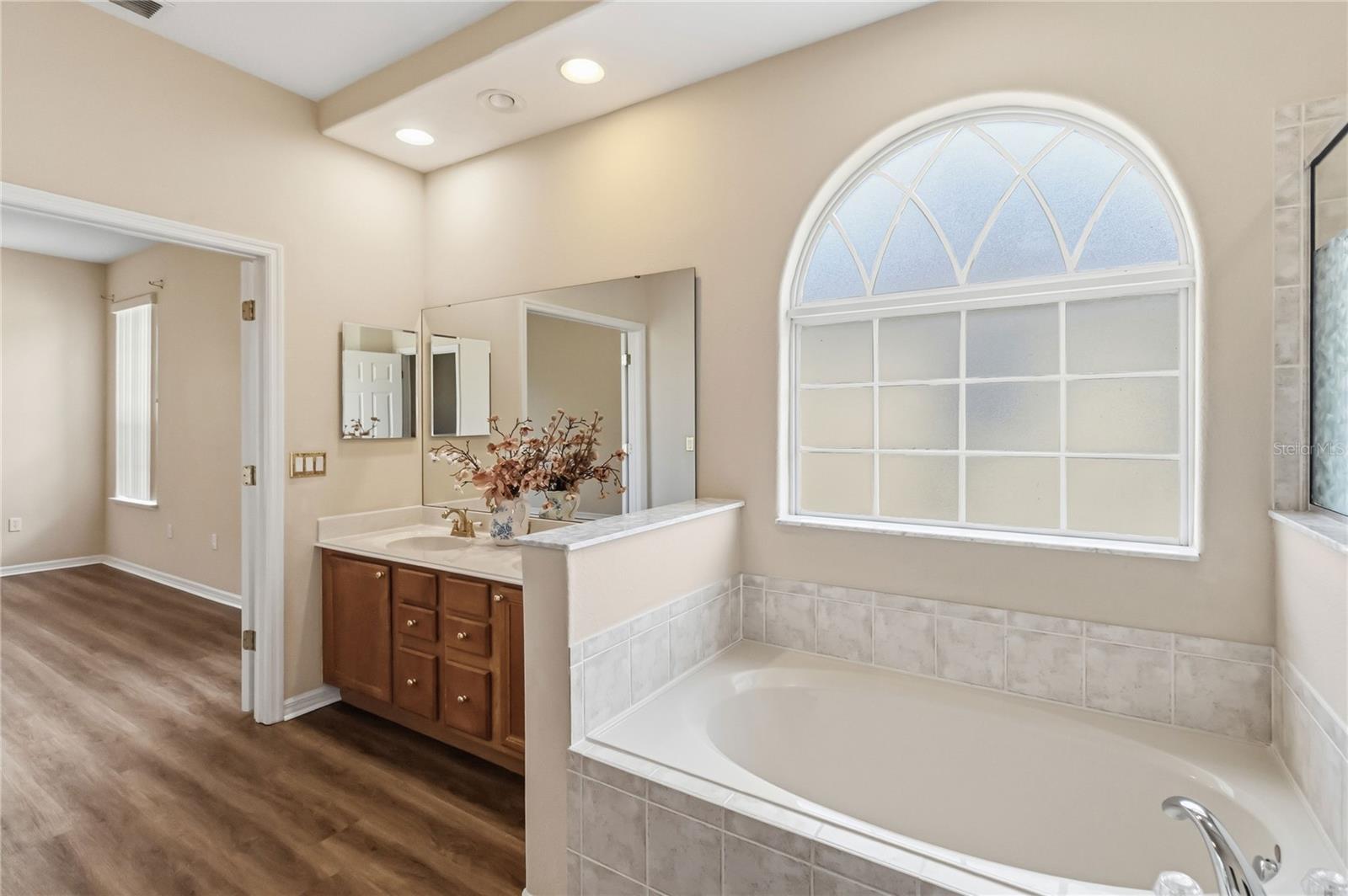 EAGLES NEST AT THE OAKS - Residential