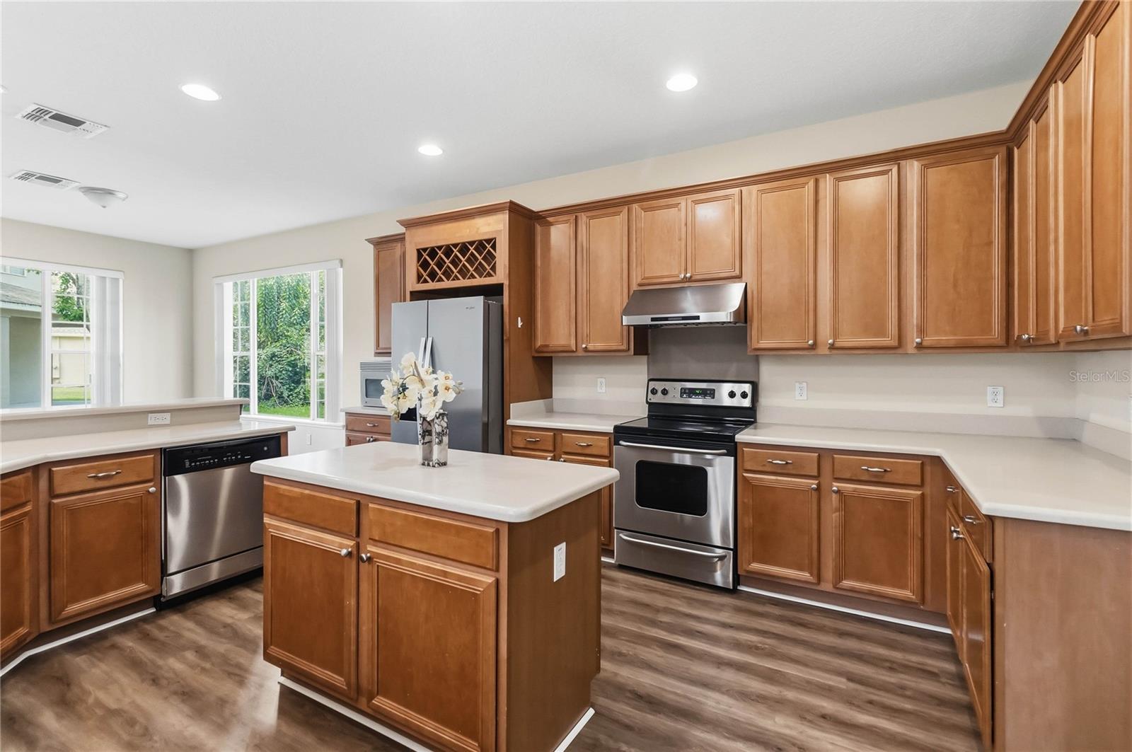 EAGLES NEST AT THE OAKS - Residential