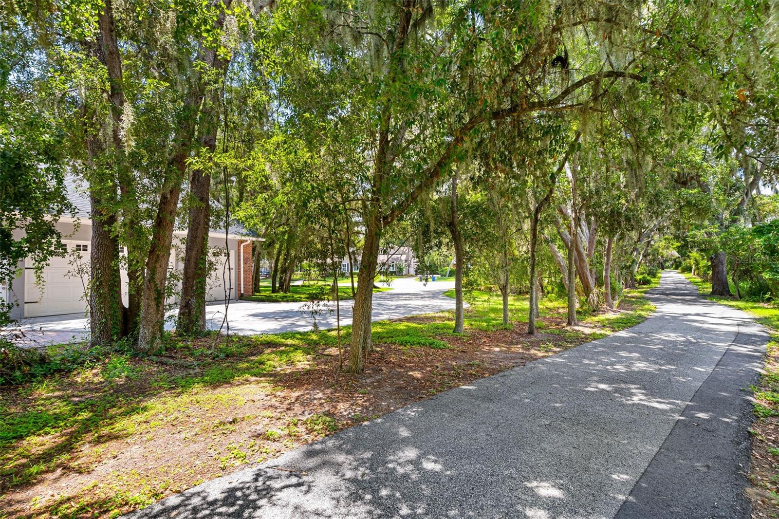 37H | FISH HAWK TRAILS UNITS 1 AND 2 - Residential
