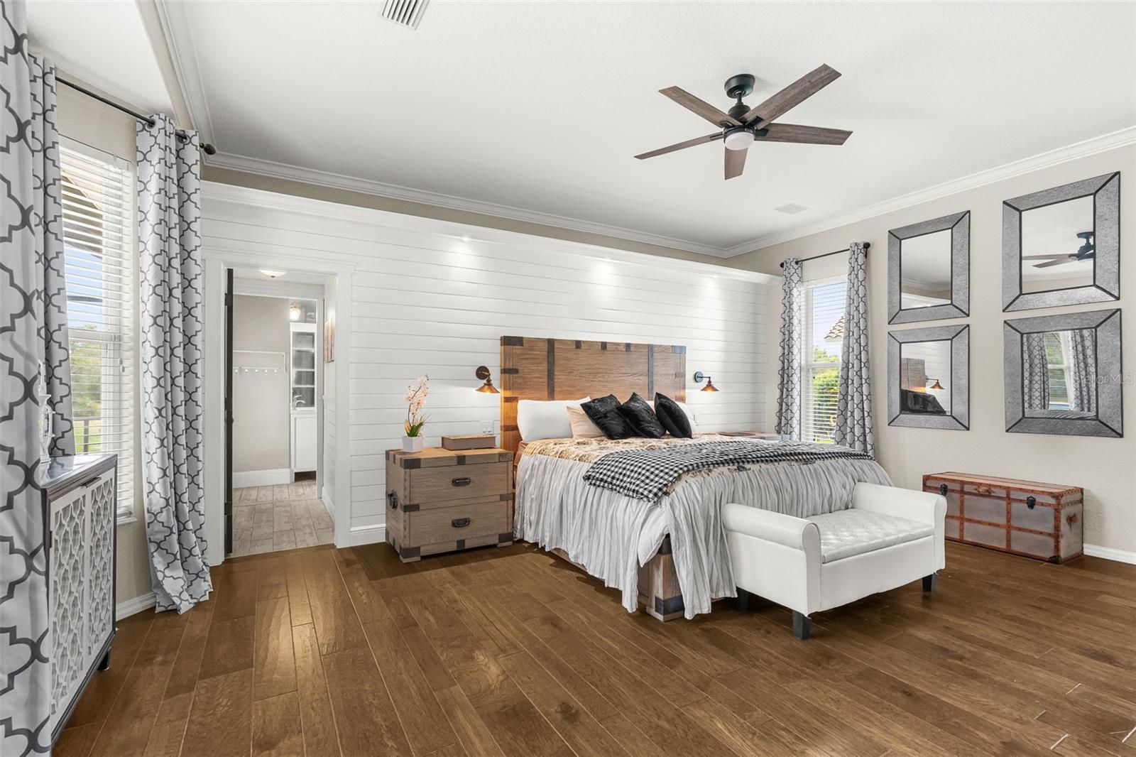 37H | FISH HAWK TRAILS UNITS 1 AND 2 - Residential