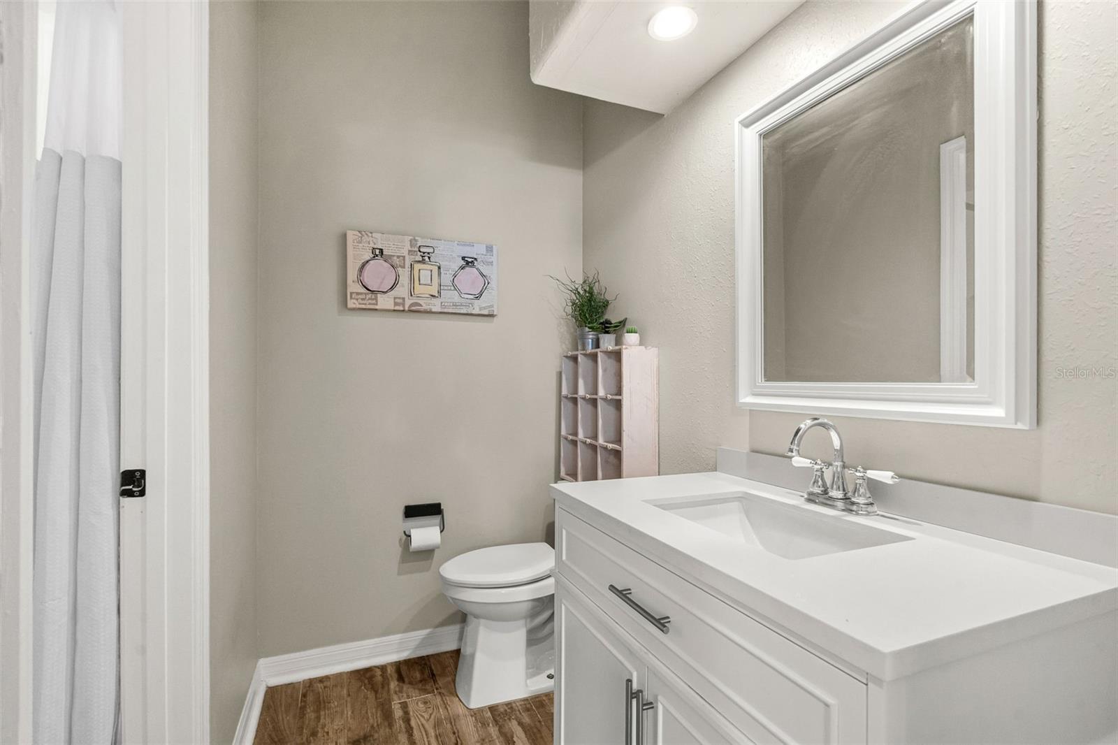 37H | FISH HAWK TRAILS UNITS 1 AND 2 - Residential