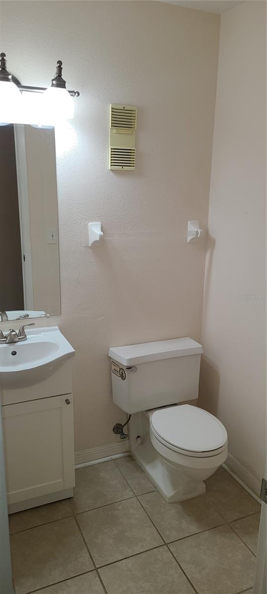 FAIROAKS NORTH A CONDO - Residential Lease