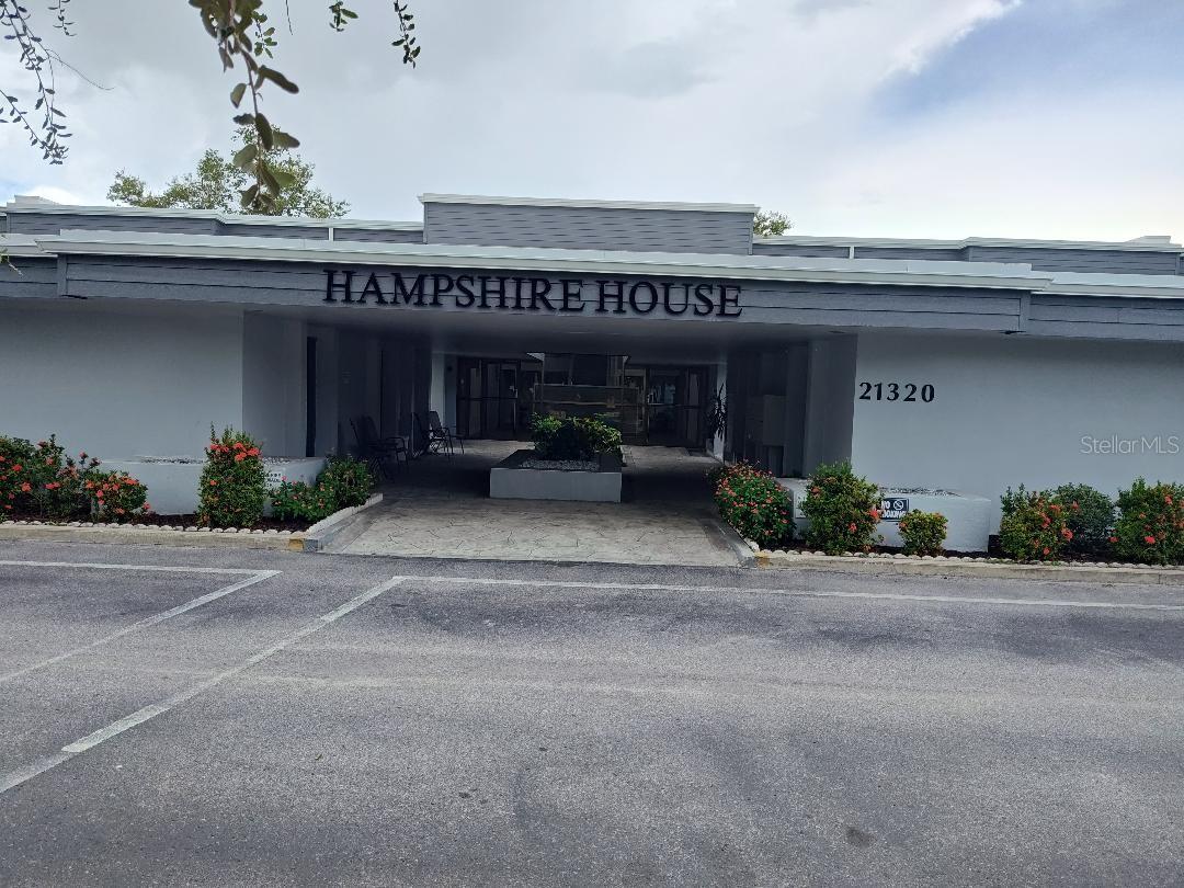HAMPSHIRE HOUSE - Residential