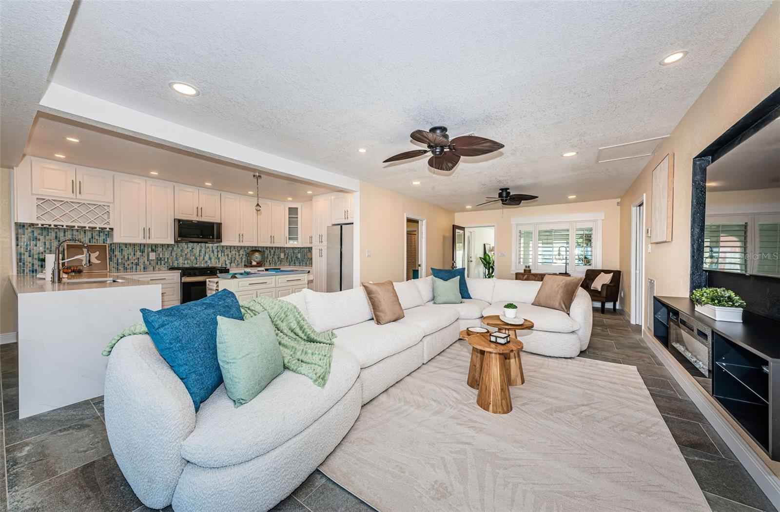 GULF SHORES 6TH ADD - Residential