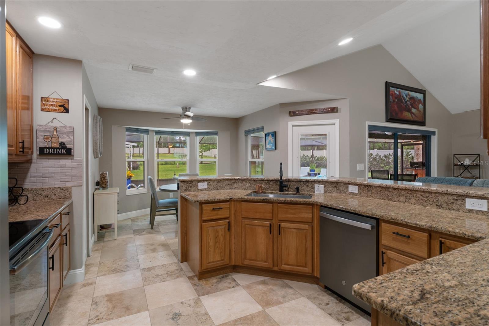 CITRUS HILLS - Residential