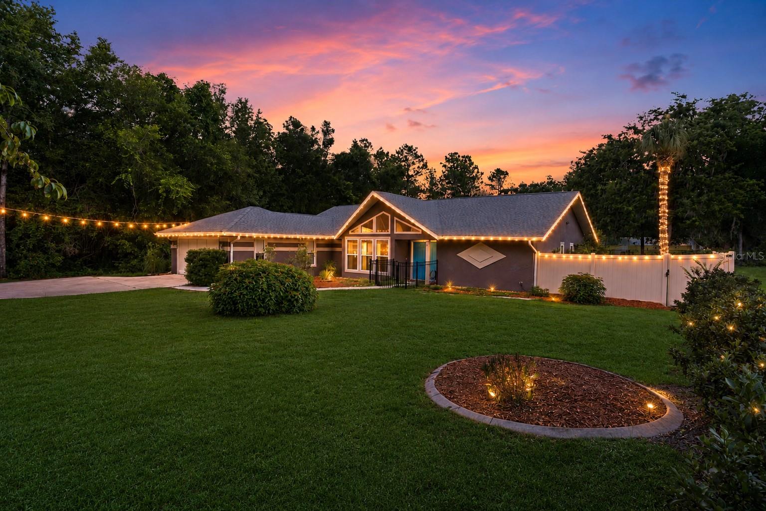 CITRUS HILLS - Residential
